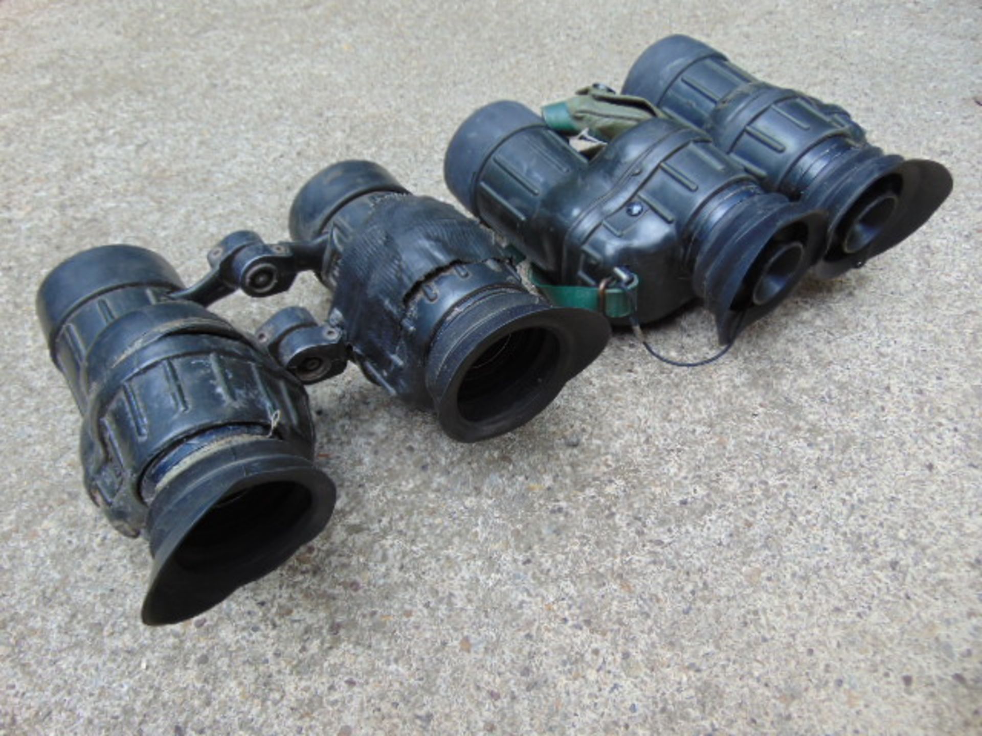 2 x L12A1 Avimo Self Focusing Prism Binoculars - Image 3 of 4