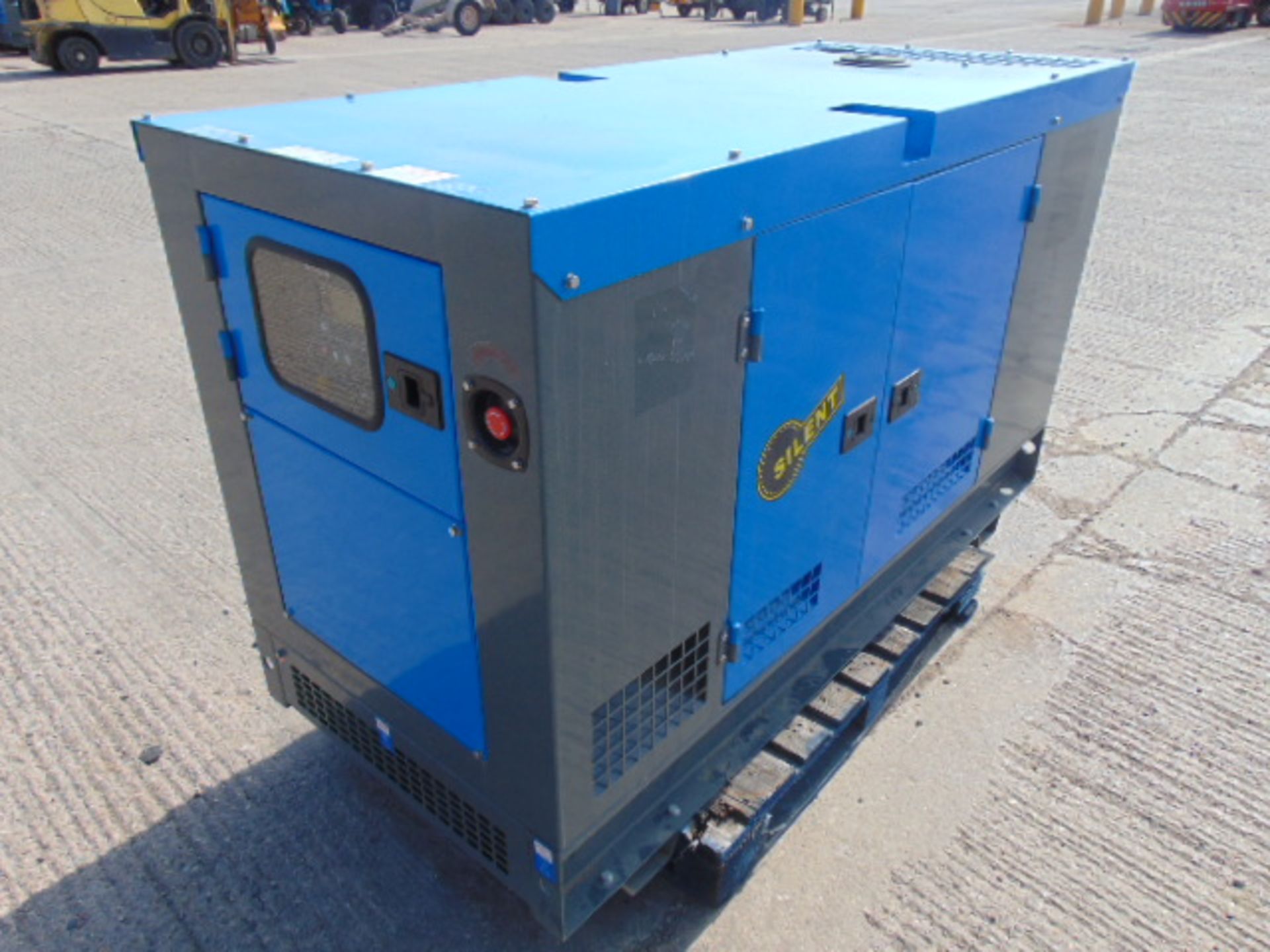 UNISSUED WITH TEST HOURS ONLY 50 KVA 3 Phase Silent Diesel Generator Set - Image 8 of 18