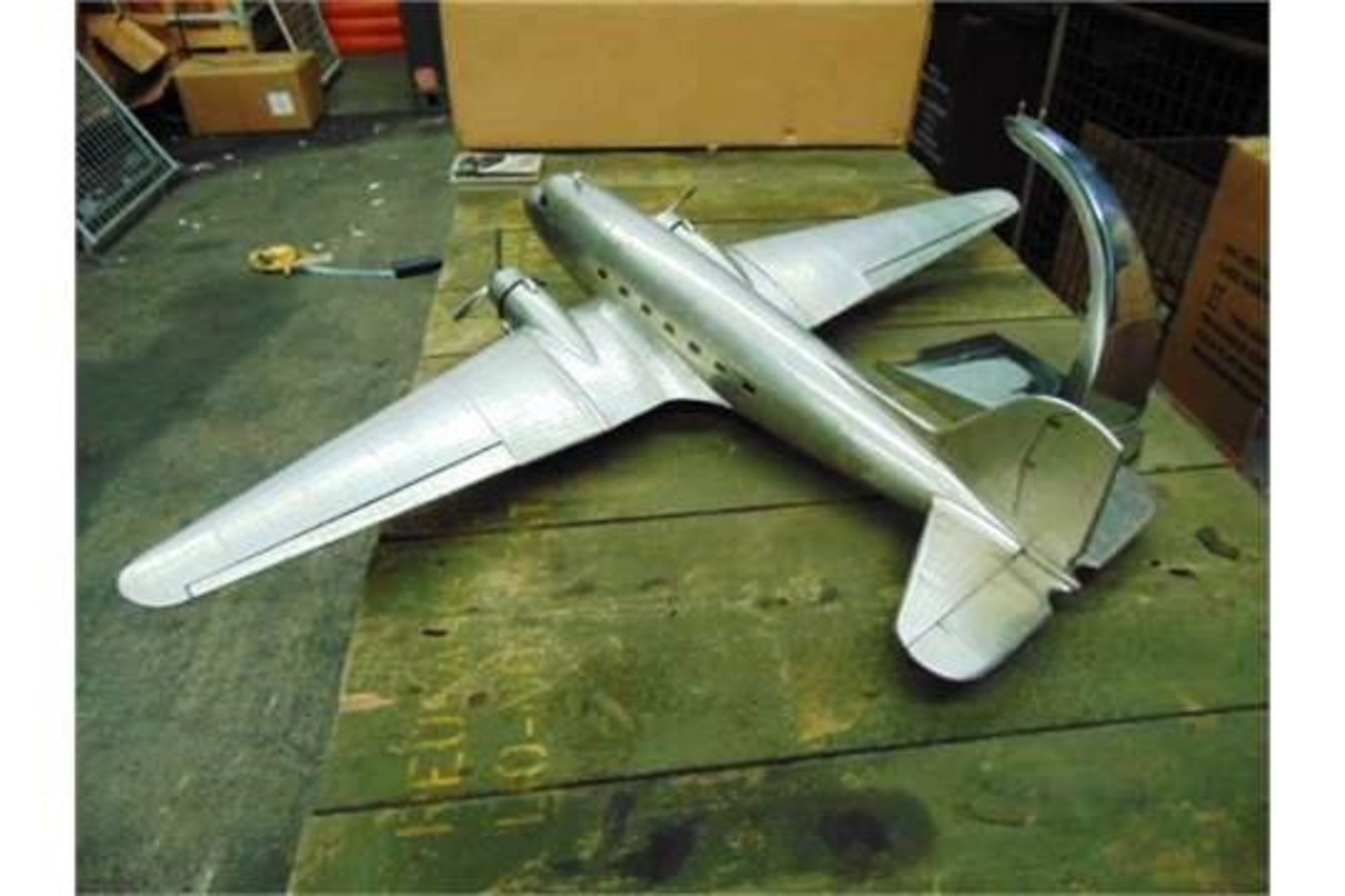 Douglas Dakota DC-3 Aluminium Scale Model - Image 5 of 5