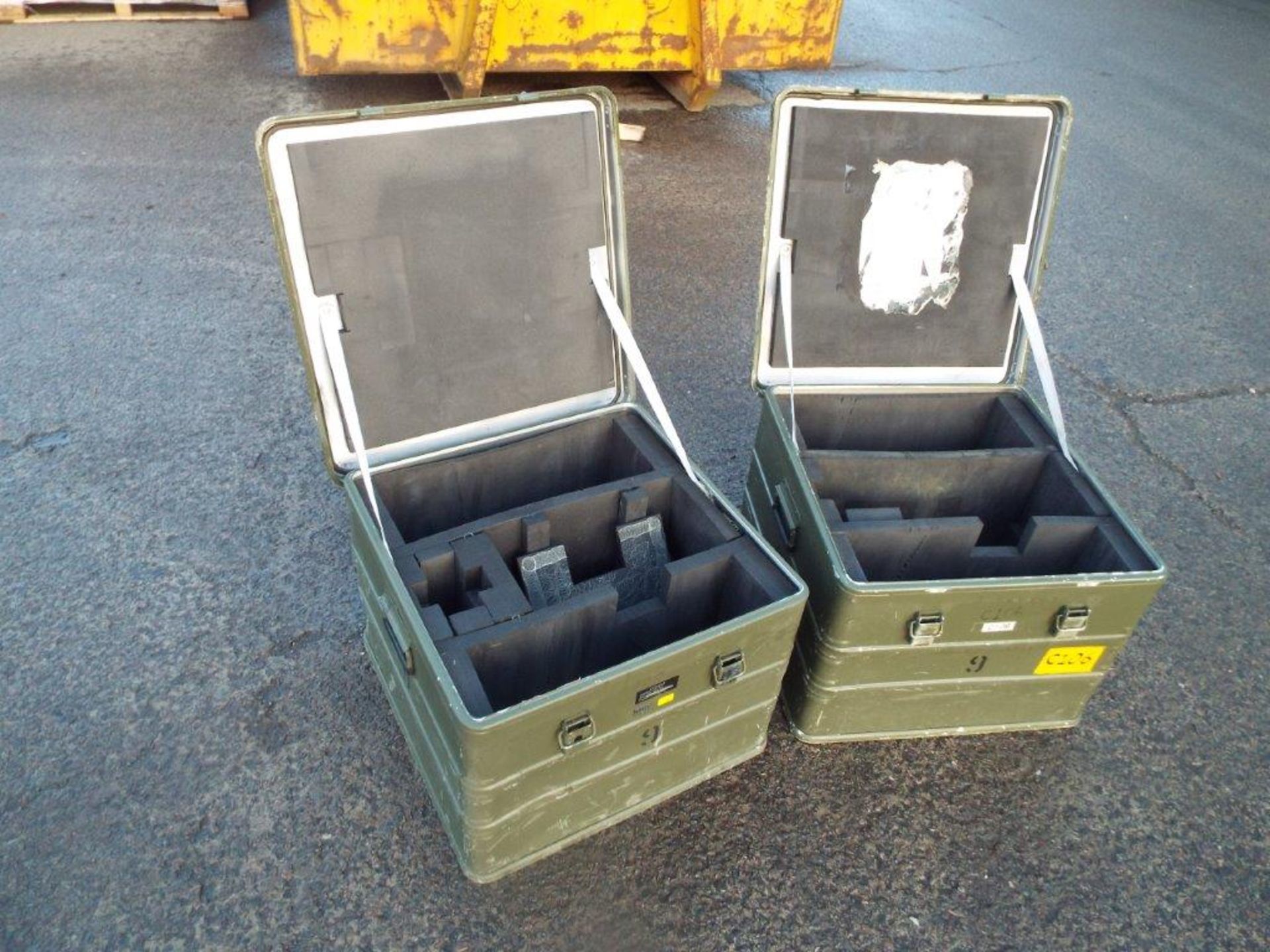 2 x Heavy Duty Zarges Aluminium Cases - Image 2 of 7