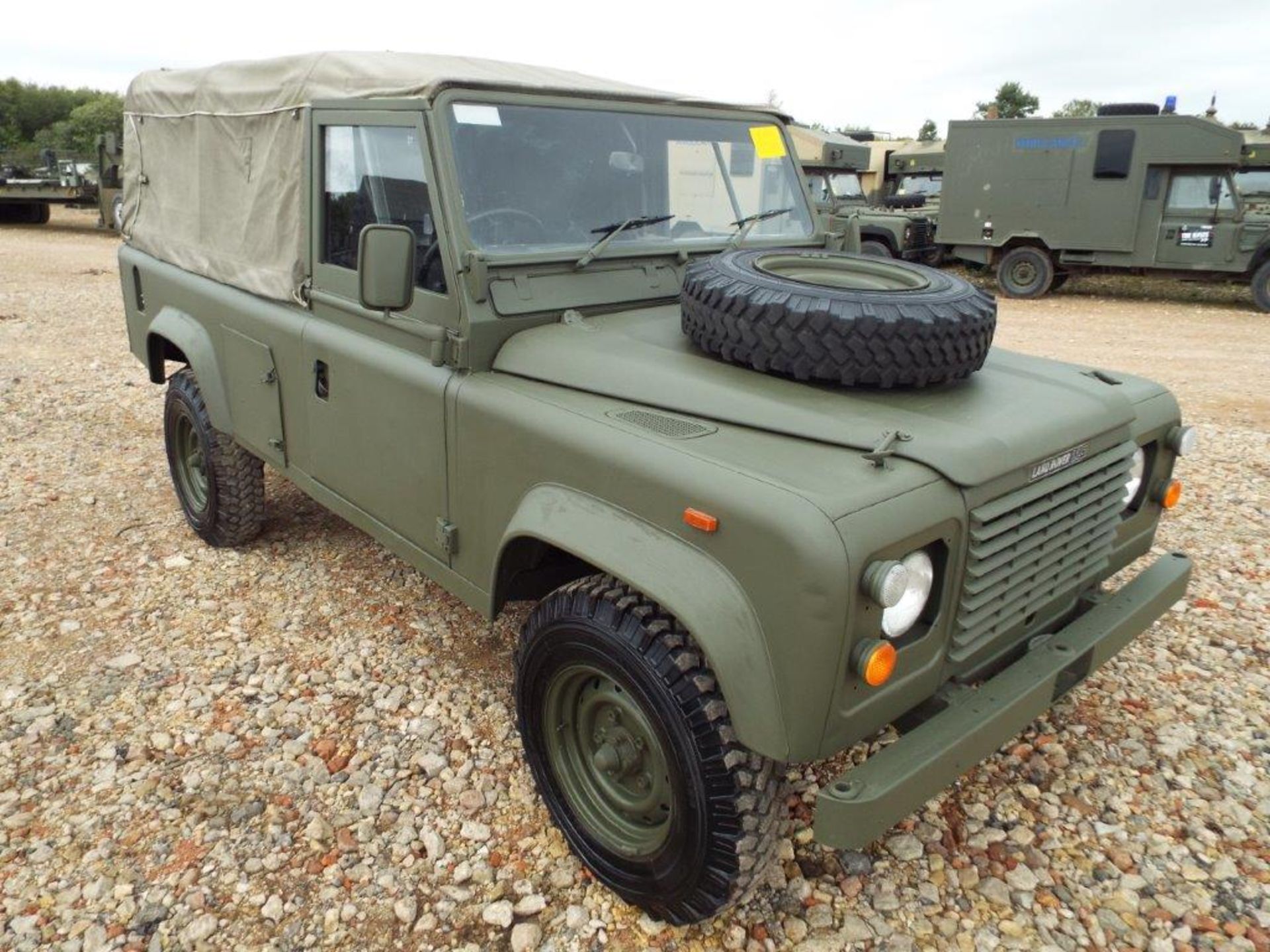 Land Rover Defender 110 Soft Top