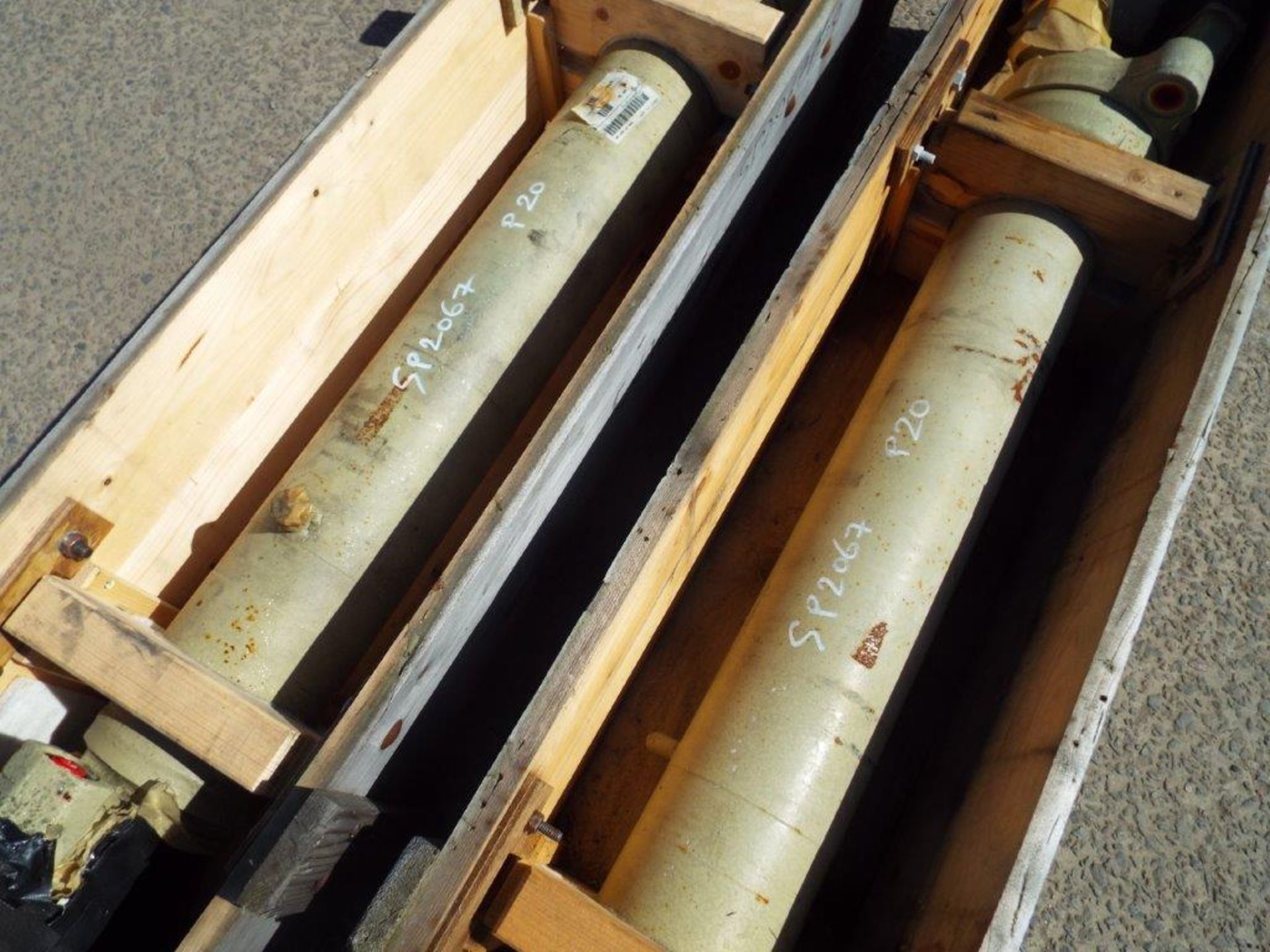 2 x Very Heavy Duty Hydraulic Cylinder Assys P/No CV101228X - Image 3 of 7