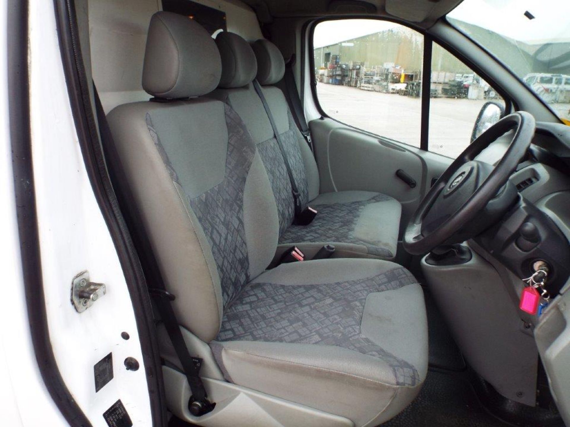 Vauxhall Vivaro 2900 CDTI SWB Panel Van - Image 14 of 23