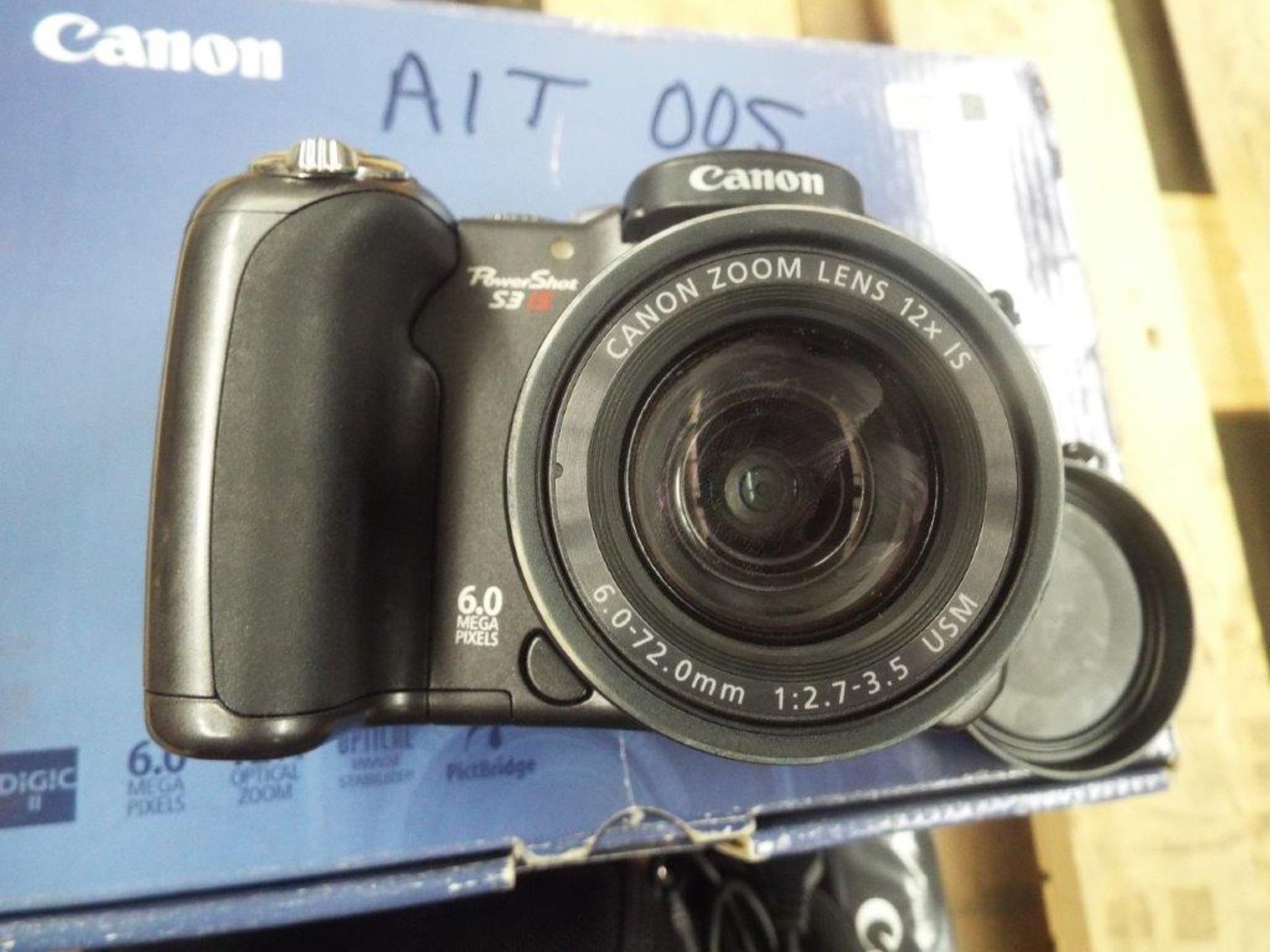 Canon Powershot S3 IS 6.0MP Digital Camera - Bild 3 aus 8