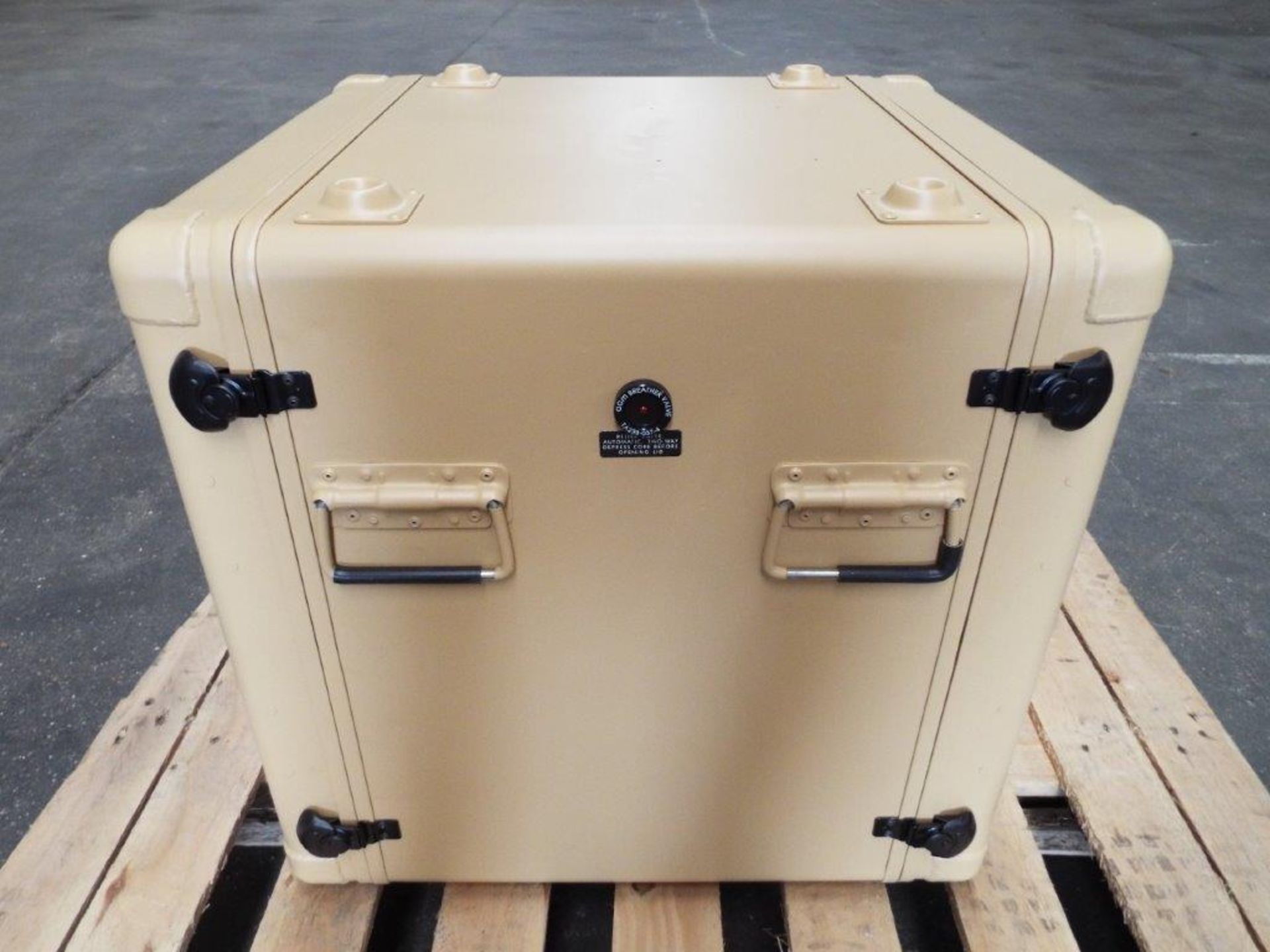 Heavy Duty Double Entry Aluminum Case with Side Pouches - Image 2 of 9