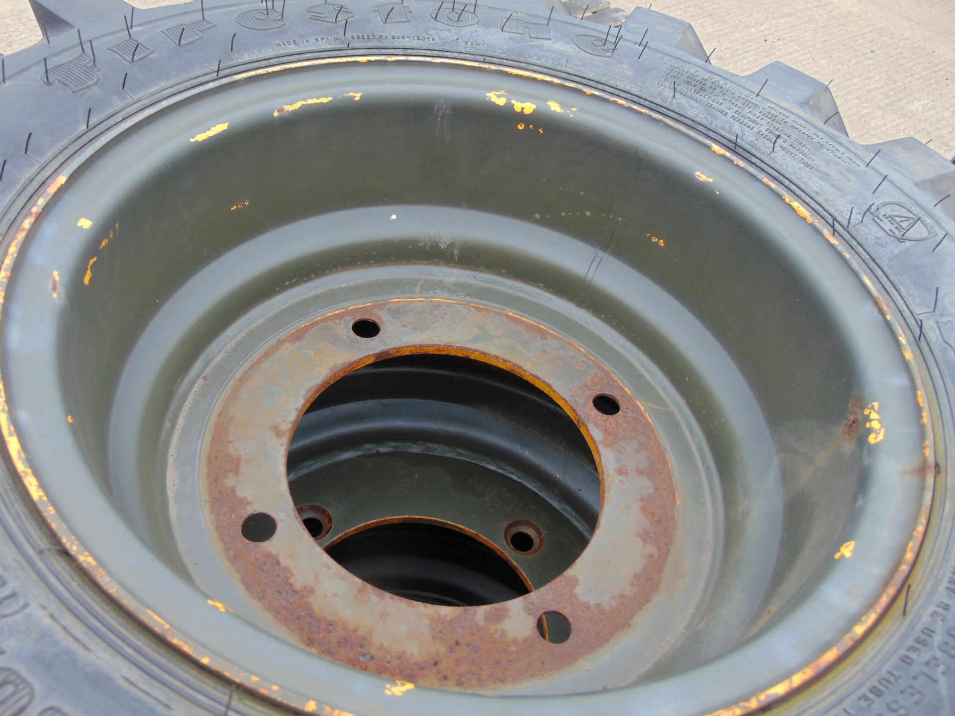 5 x Firestone Super Traction Loader 280/80-18 Industrial Studded Tyres on JCB Rims - Image 2 of 8