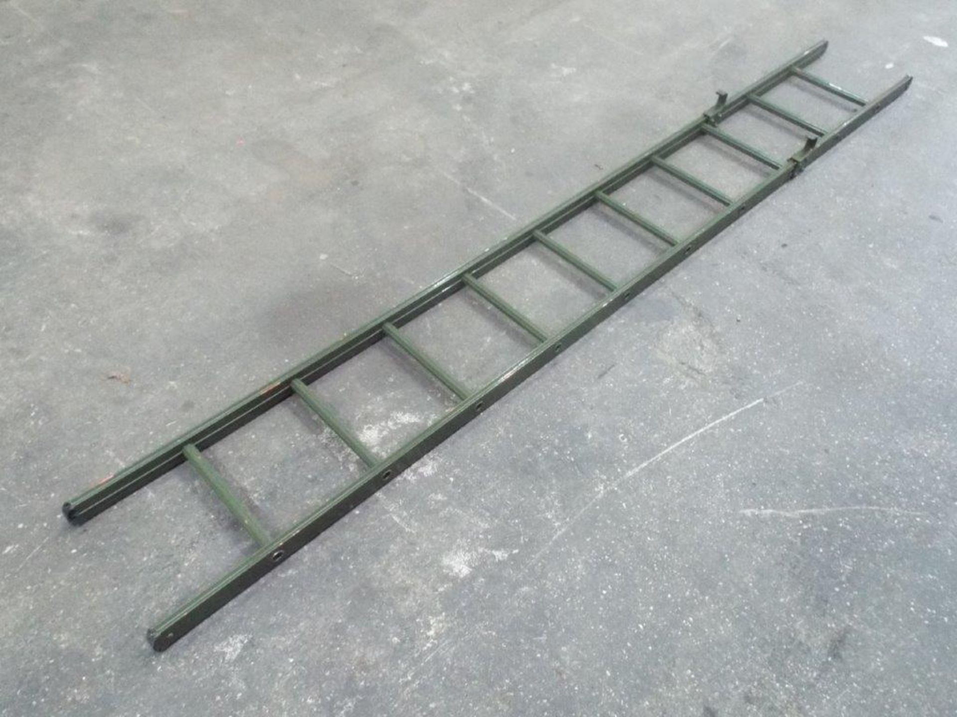 9' Aluminium Ladder - Image 3 of 6