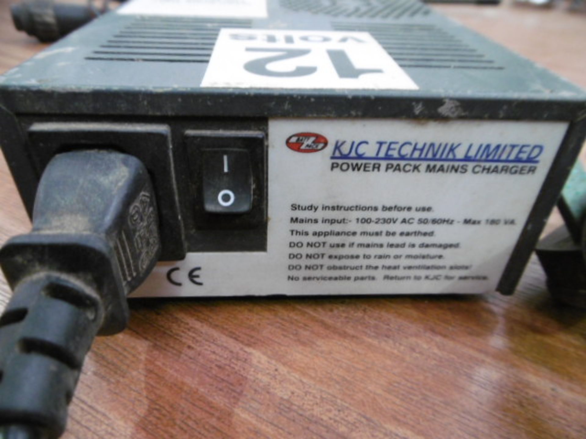 KJC Technick Power Pack Mains Charger - Bild 3 aus 3