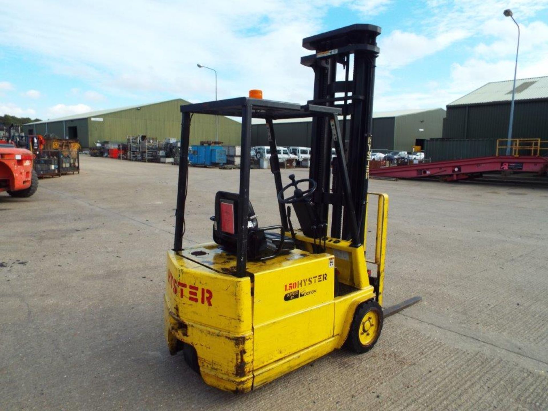 Hyster A1.50XL Electric Forklift with Sideshift - Image 7 of 26