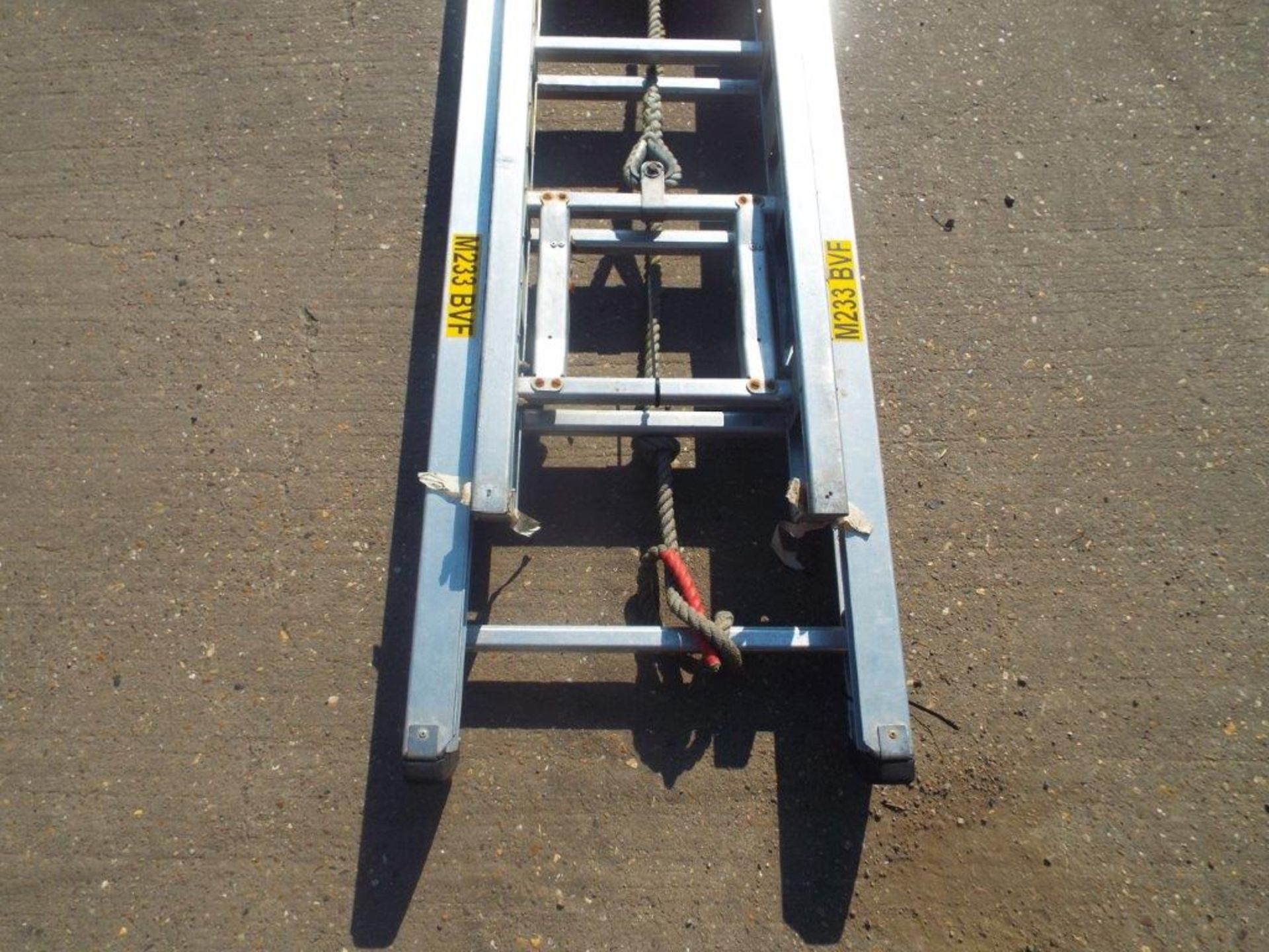 AS Fire and Rescue 35ft 2 Section Aluminium Ladder - Image 3 of 6