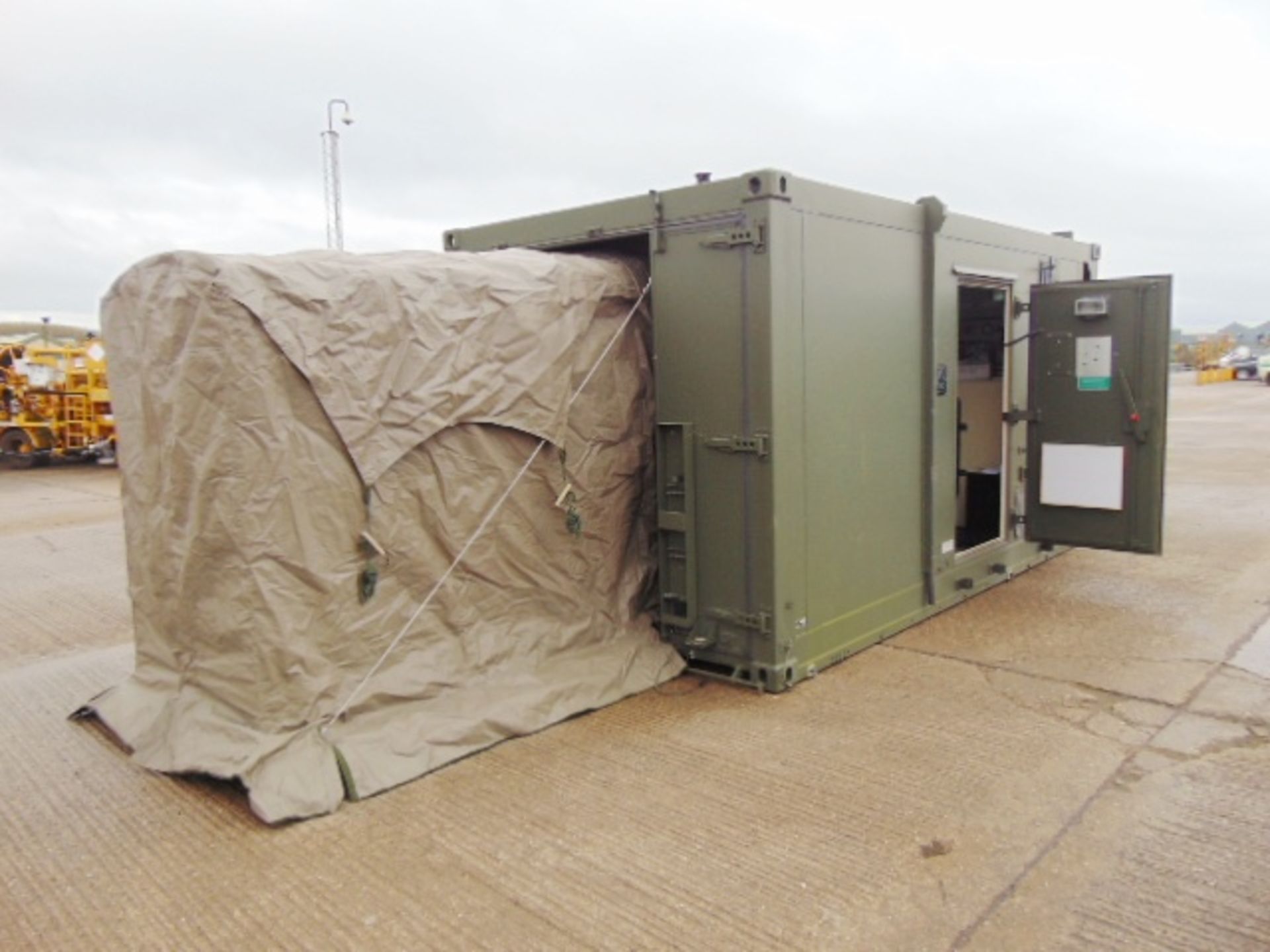 Containerised Insys Ltd Integrated Biological Detection/Decontamination System (IBDS) - Image 20 of 66