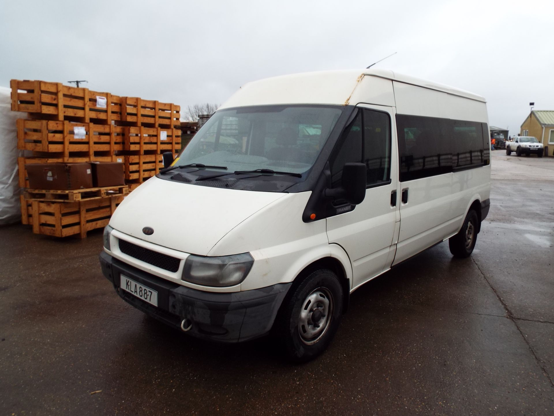 Ford Transit 11 Seat Minibus - Image 3 of 20