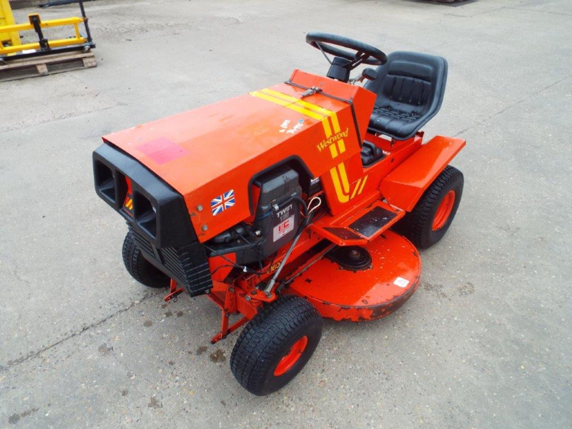 Westwood T1600 Ride On Mower - Bild 3 aus 17