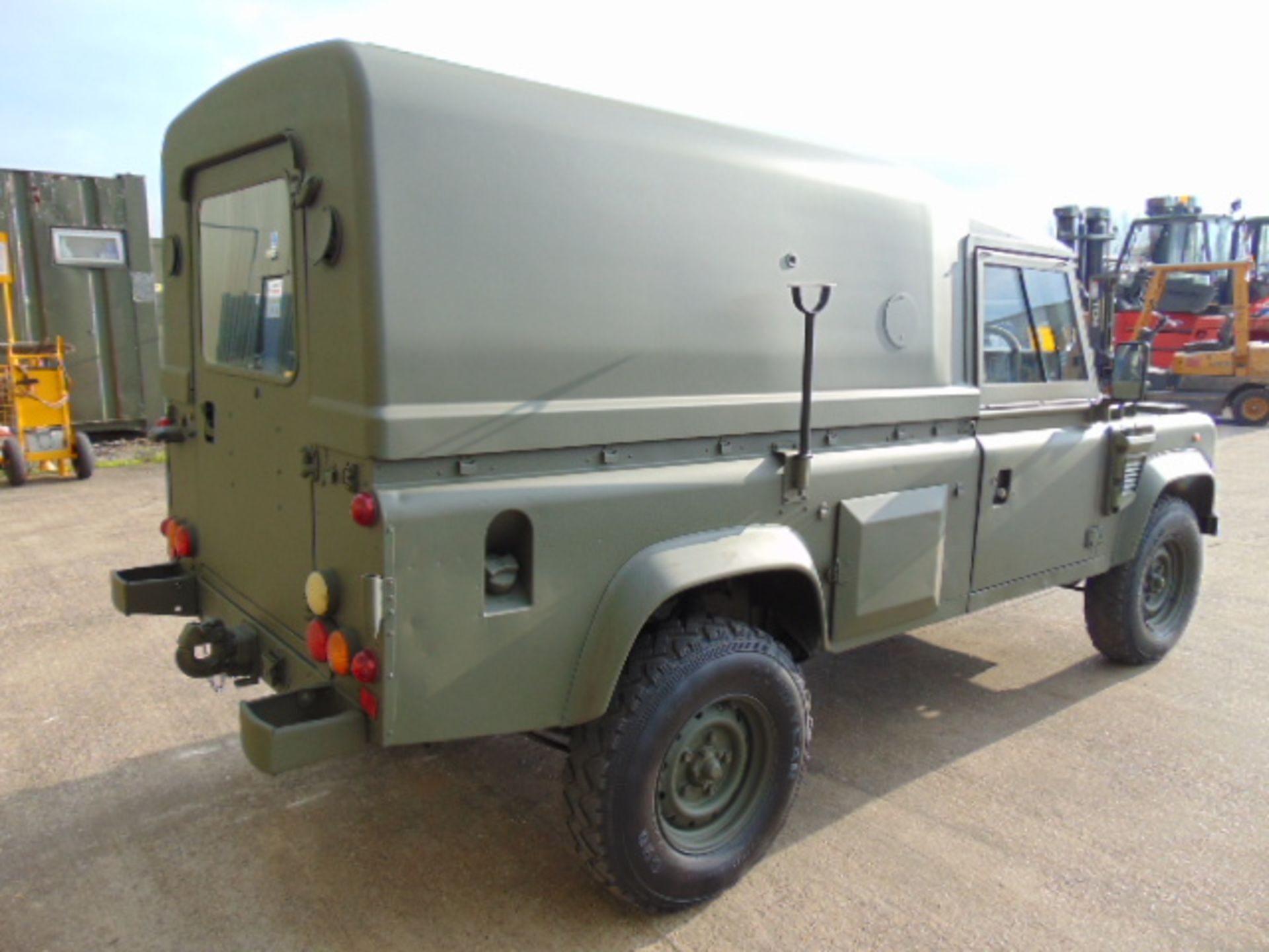 Military Specification Land Rover Wolf 110 Hard Top FFR - Bild 7 aus 21