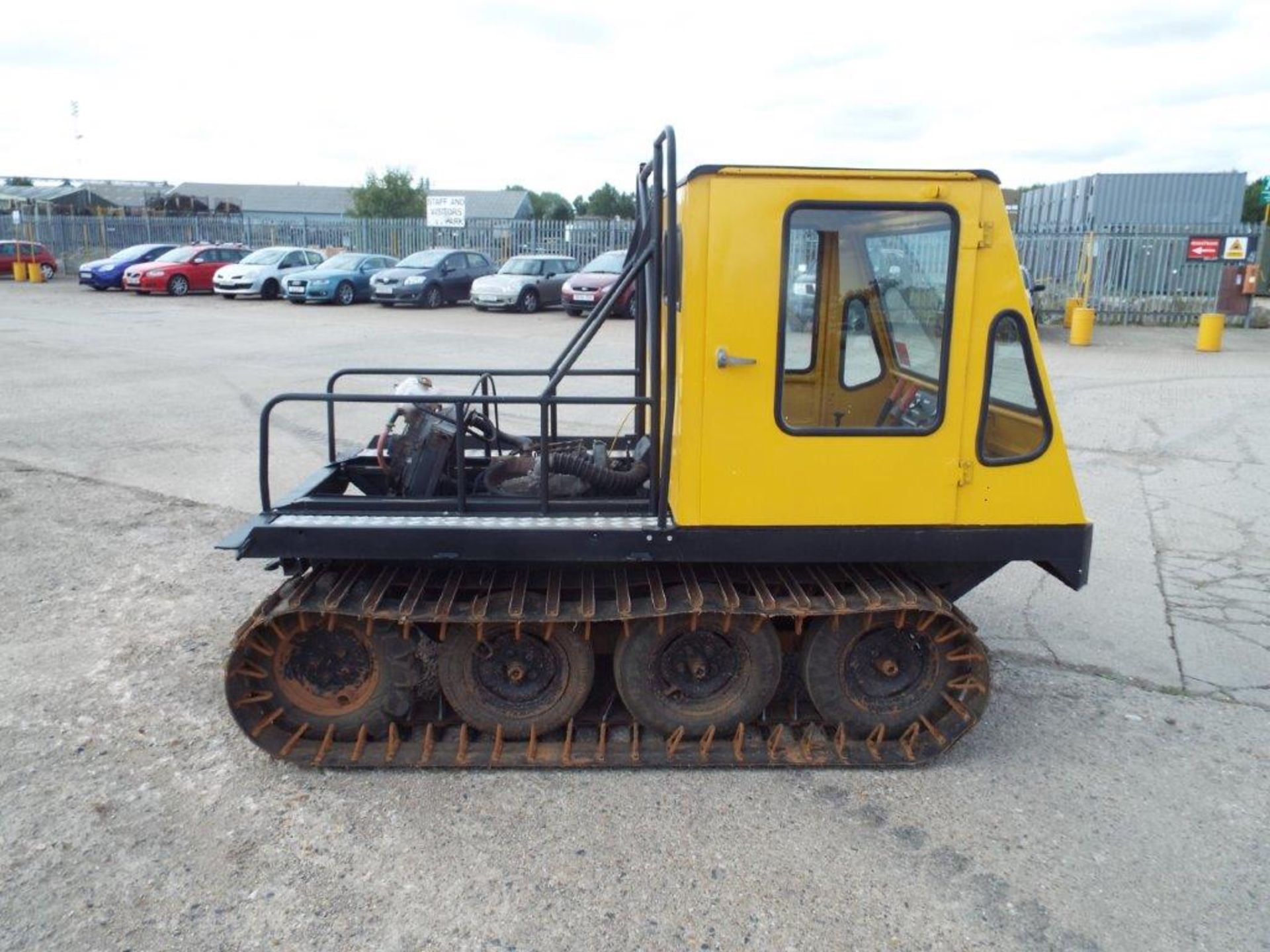 Garron 11D All Terrain Tracked Vehicle - Image 8 of 22