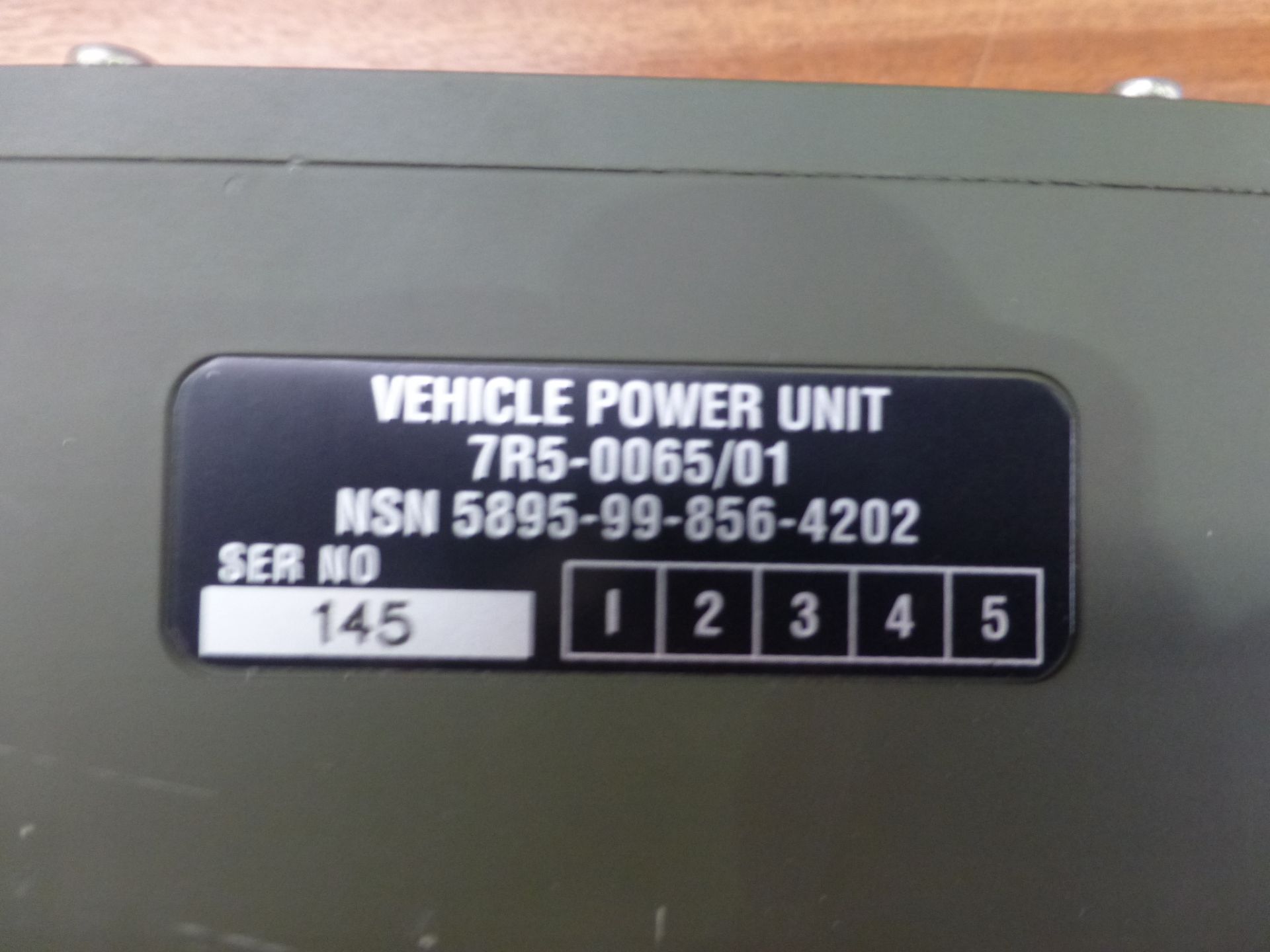 4 x Clansman Vehicle Power Units - Image 3 of 5