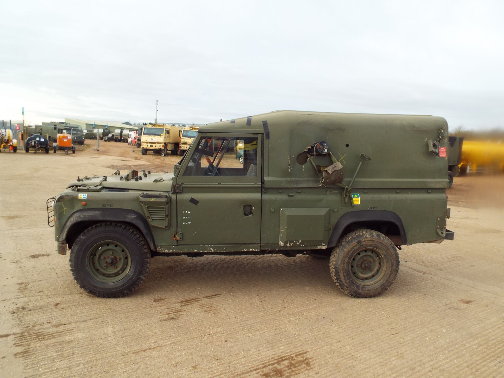 Military Specification Land Rover Wolf 110 Hard Top - Image 4 of 25