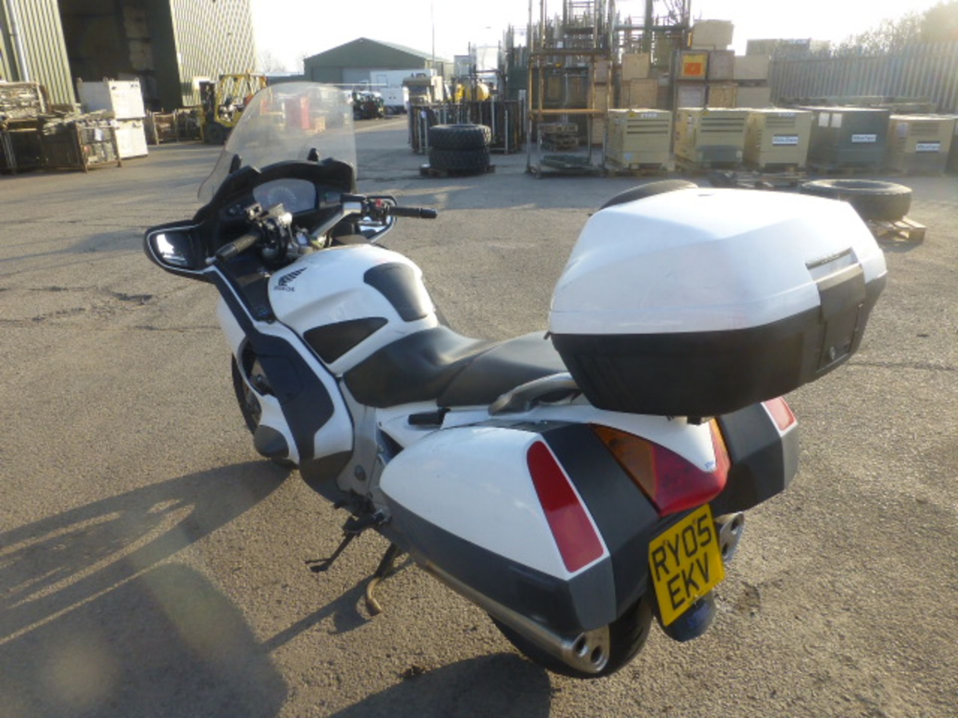 Honda ST1300A - Image 5 of 14