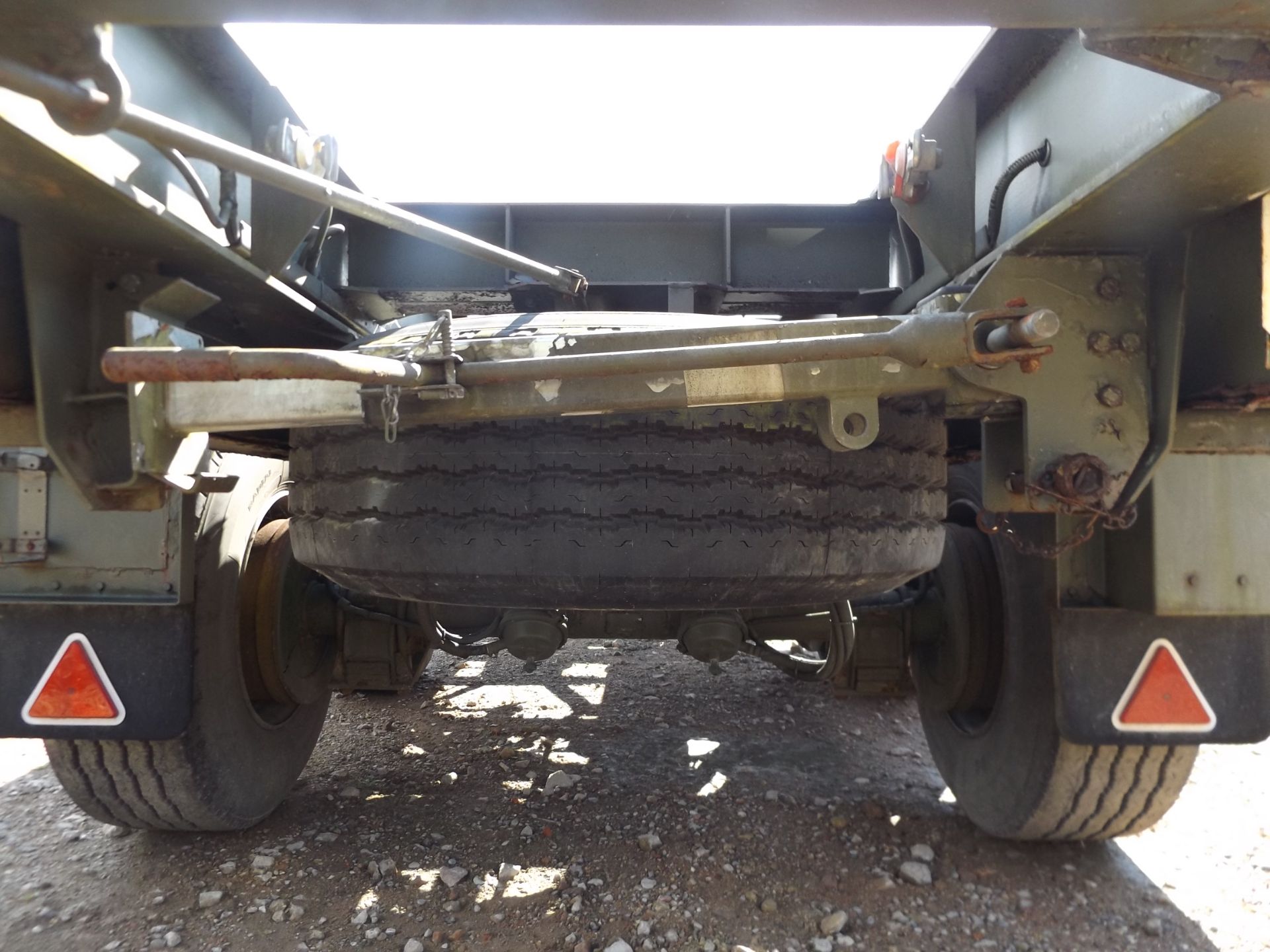 Reynolds Boughton MLRS 10.5 TON twin axle Skeletal Drops Trailer - Image 6 of 12