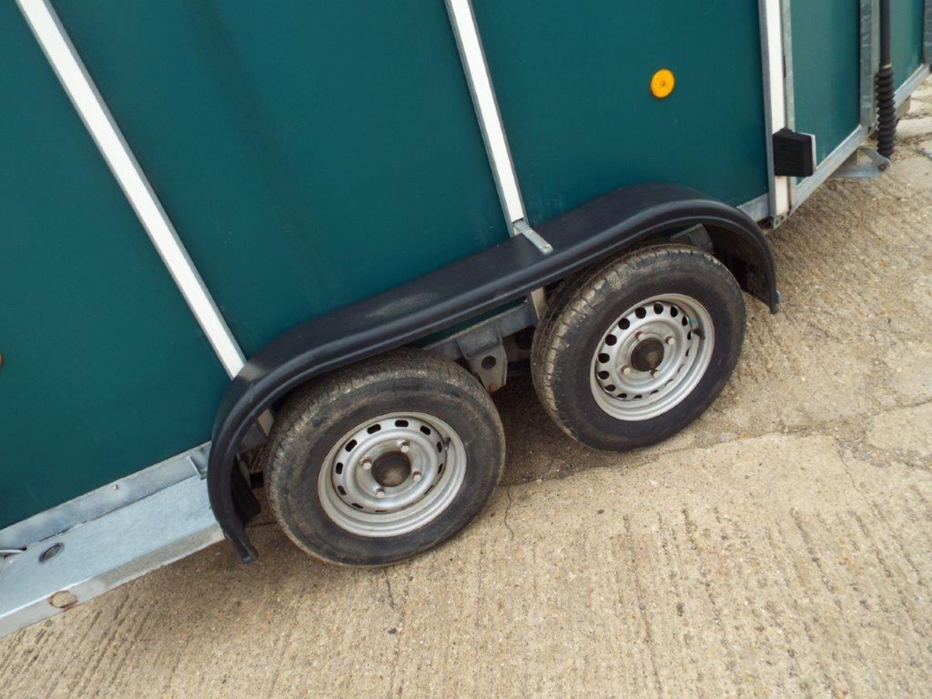 Ifor Williams Twin Axle 2 Horse Trailer - Image 22 of 25