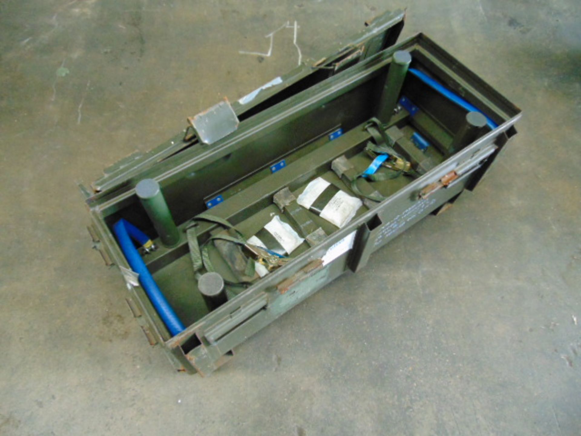 1 X Heavy Duty Weapons Transit Case