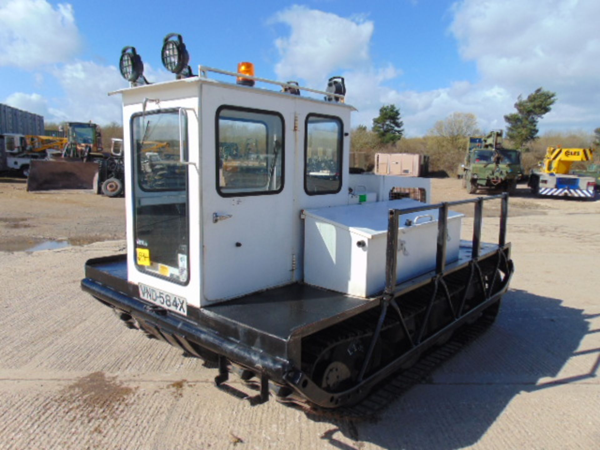 Rolba Bombardier Muskeg MM 80 All Terrain Tracked Vehicle with Rear Mounted Boughton Winch - Bild 3 aus 32