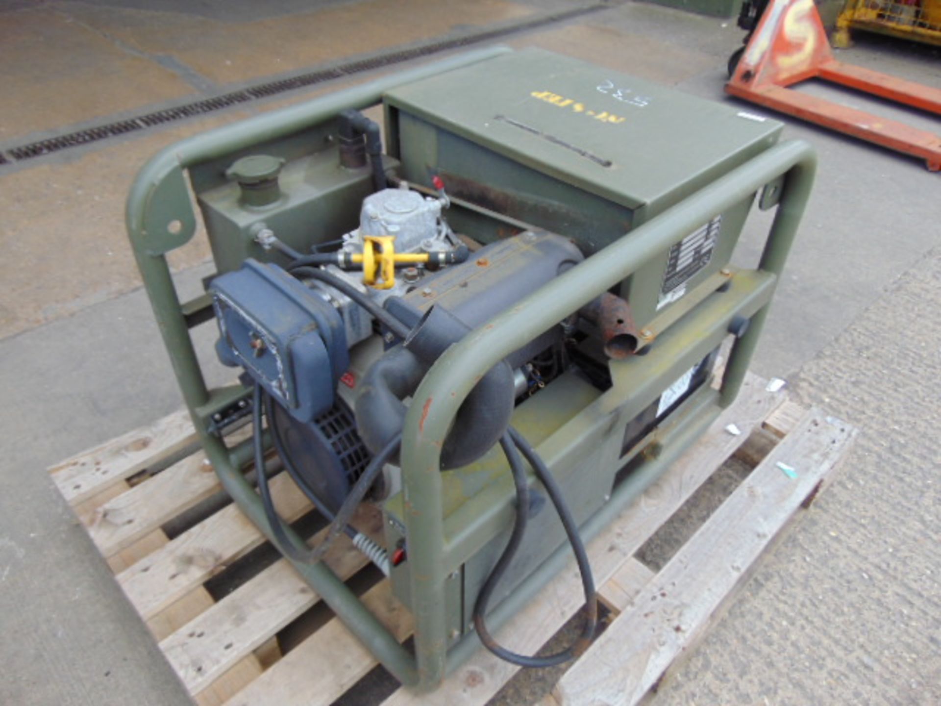 Harrington 4 kVA, 230V Diesel Generator - Image 6 of 10