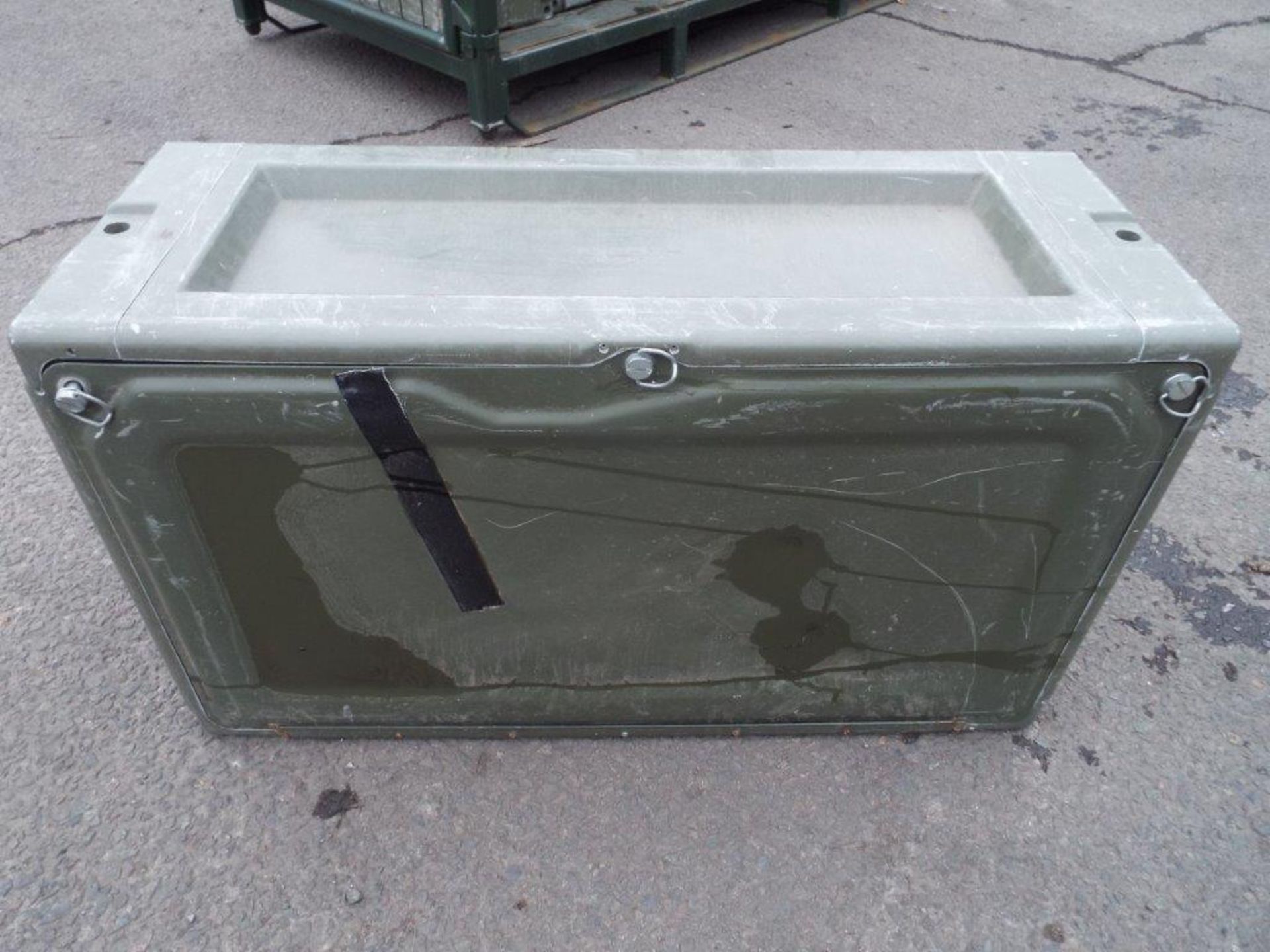 13 x Heavy Duty Interconnecting Storage Boxes with Lids - Image 6 of 8
