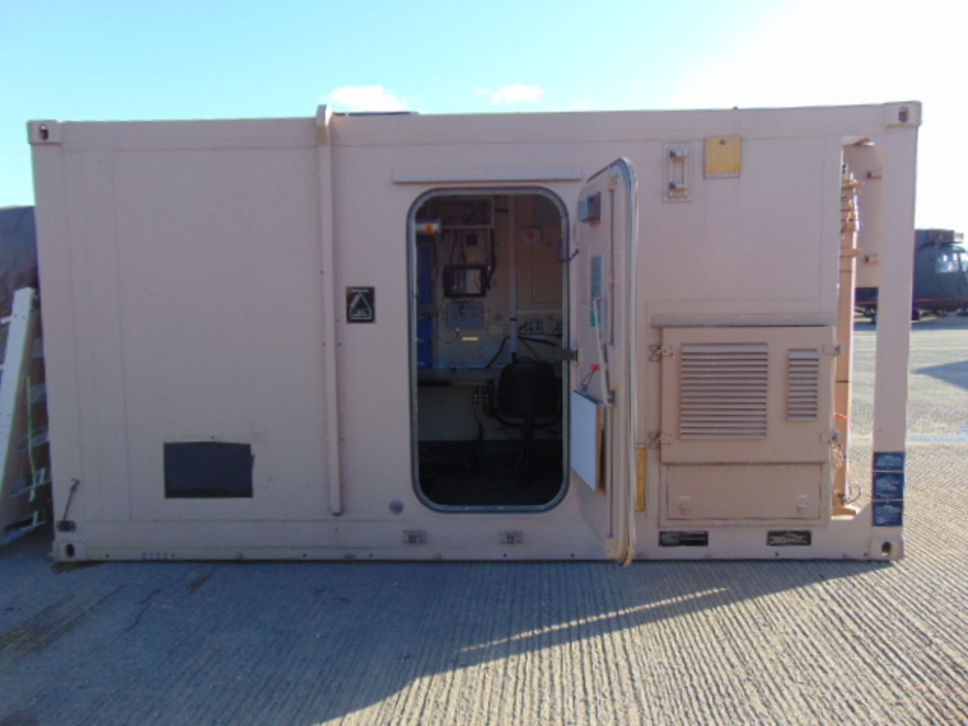 Containerised Insys Ltd Integrated Biological Detection/Decontamination System (IBDS) - Image 47 of 57