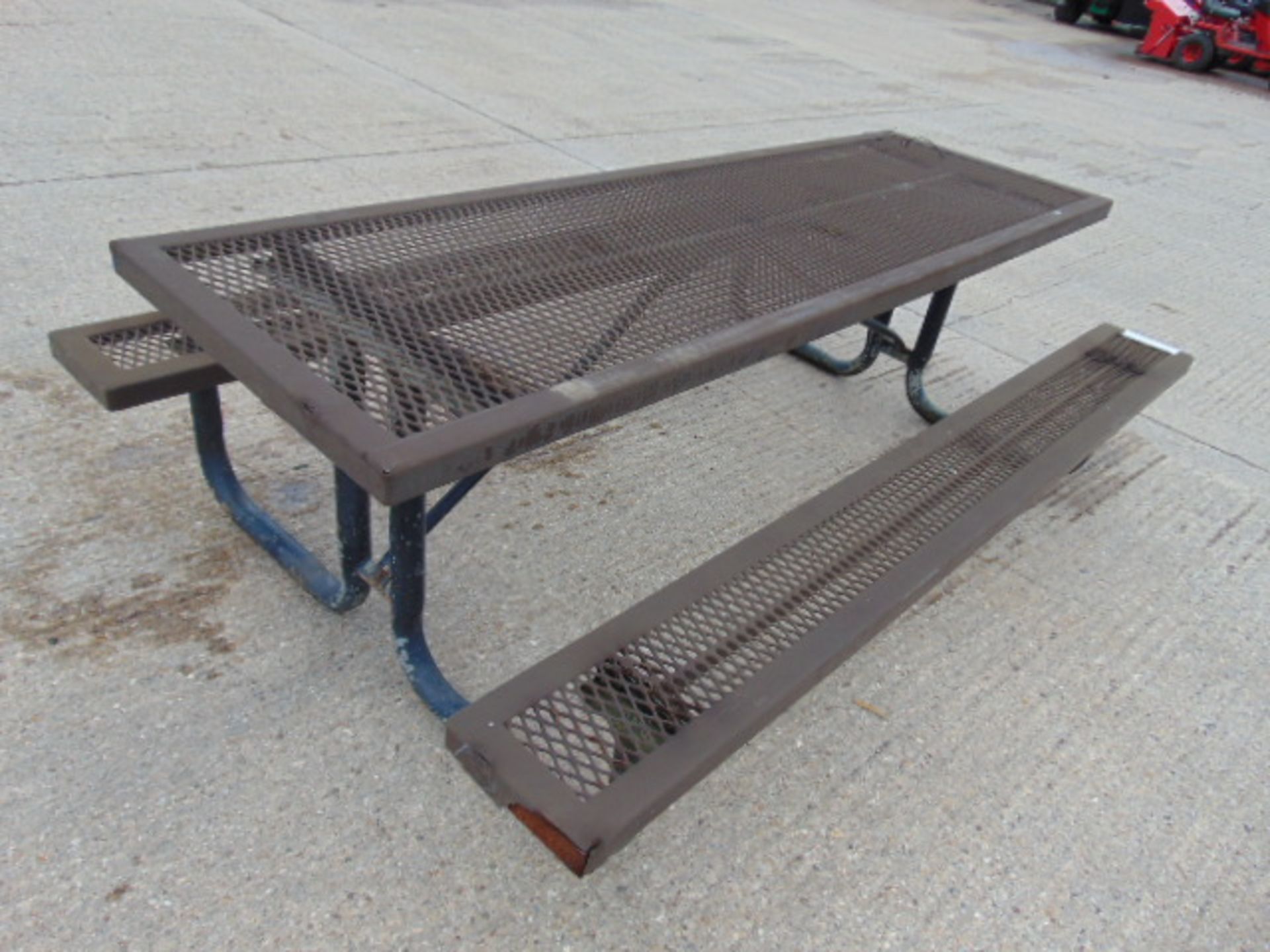 8'x5' Webcoat Metal Picnic Bench - Image 4 of 9