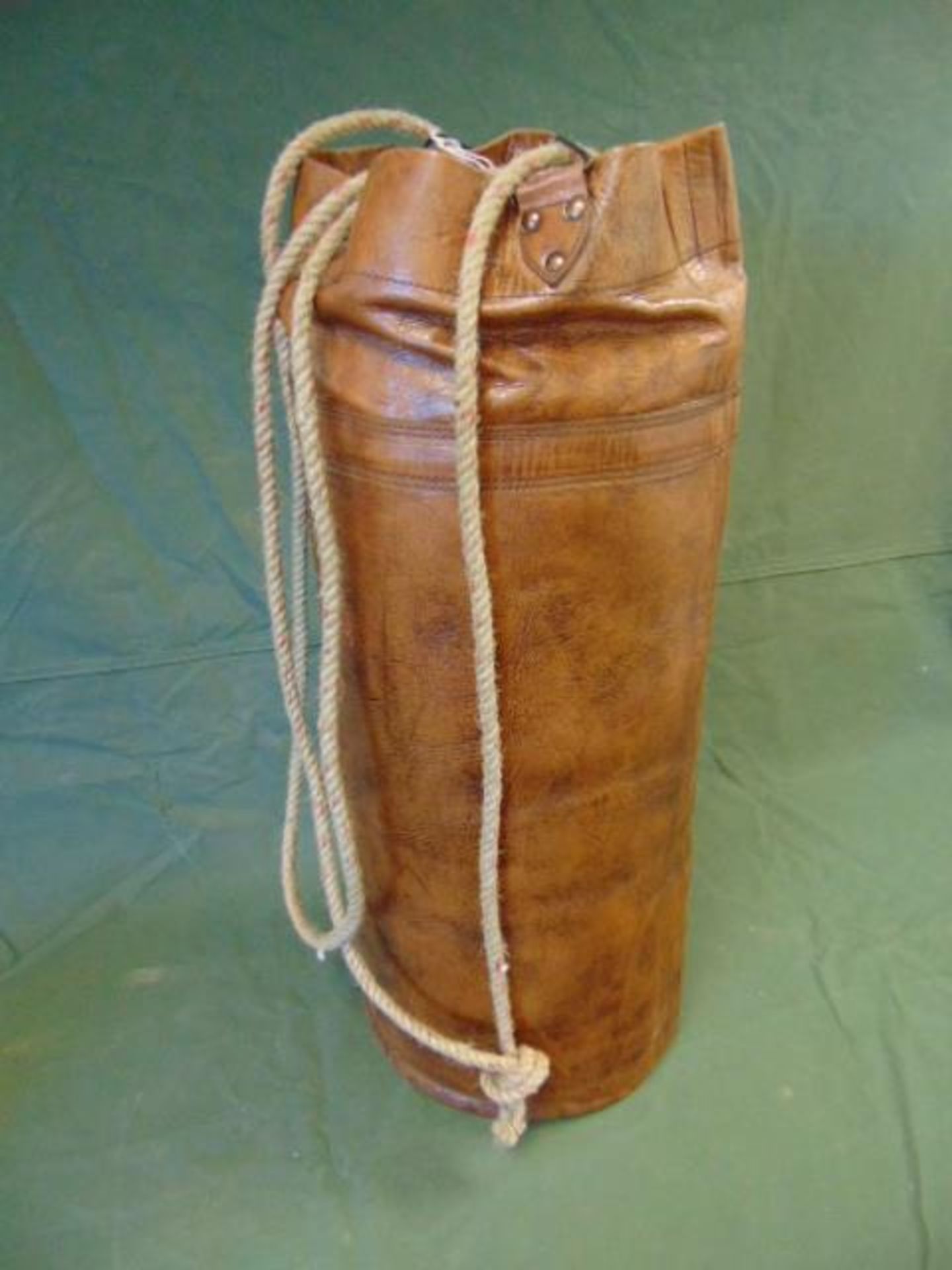 Vintage Style Puch Bag c/w hanging rope and filling - Image 3 of 4