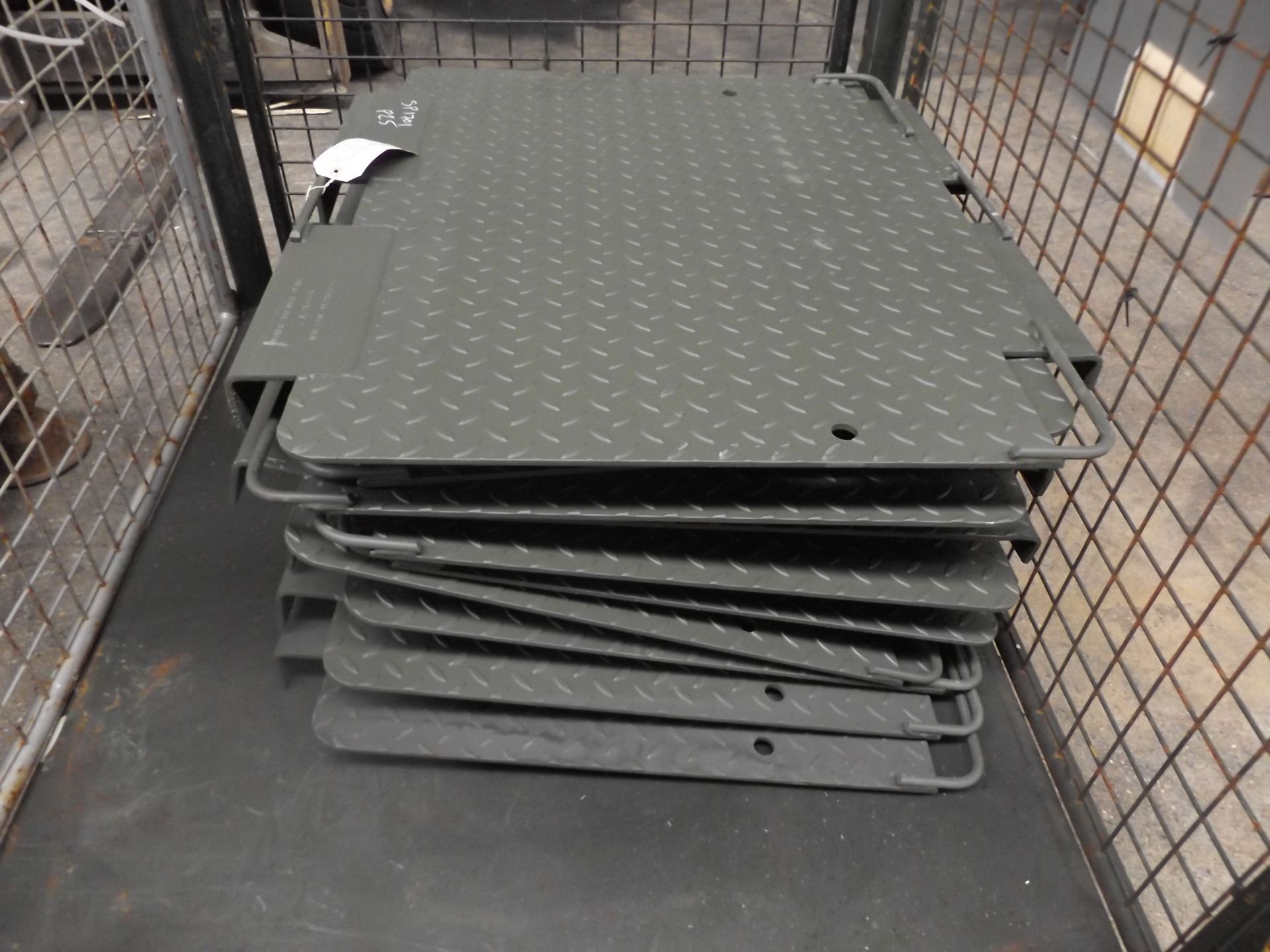 10 x Entwistle Load Spreader Plates P/No FV2176536
