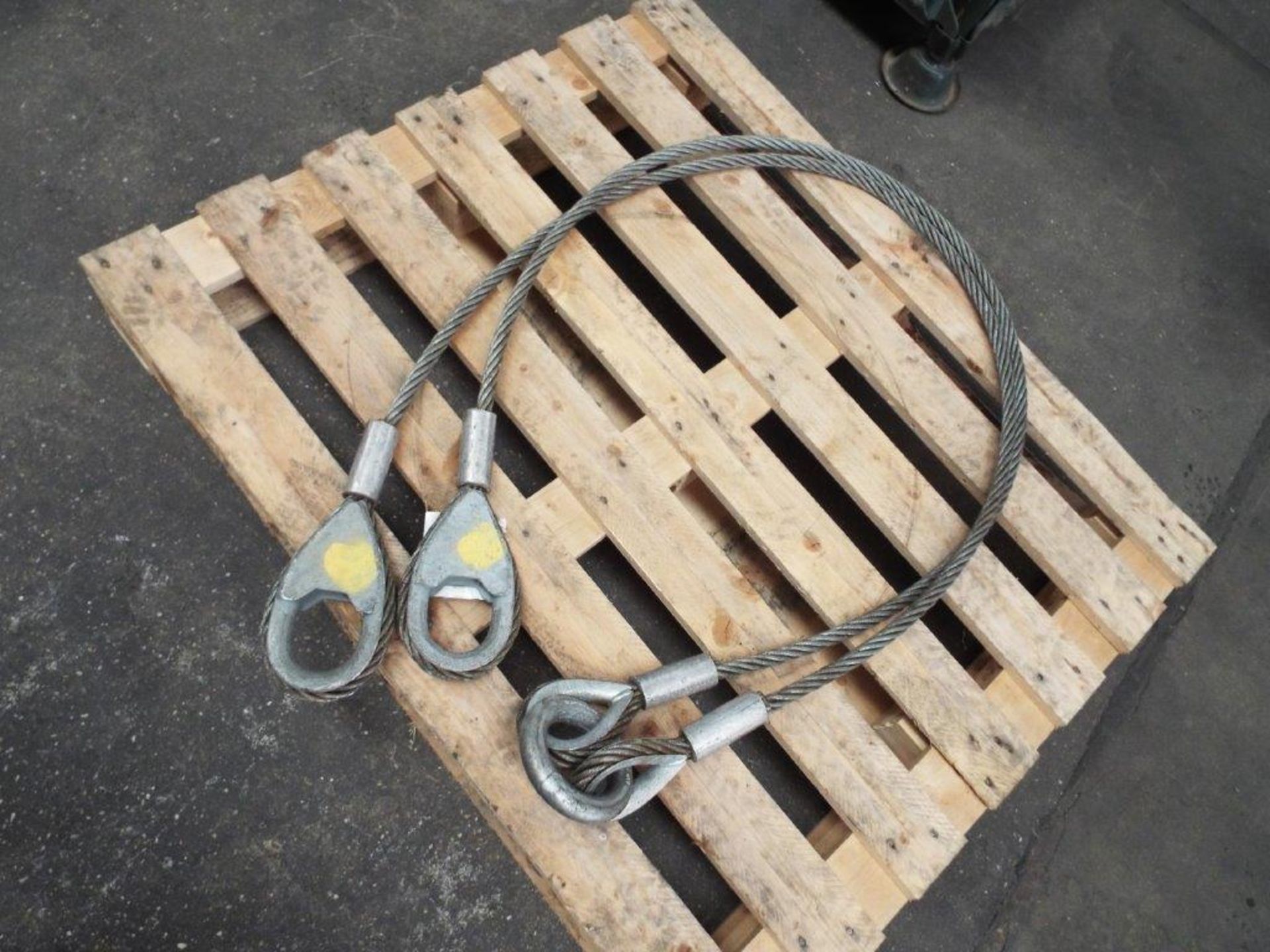 Heavy Duty FV432 2 Tonne 2 Leg Wire Rope Recovery Sling