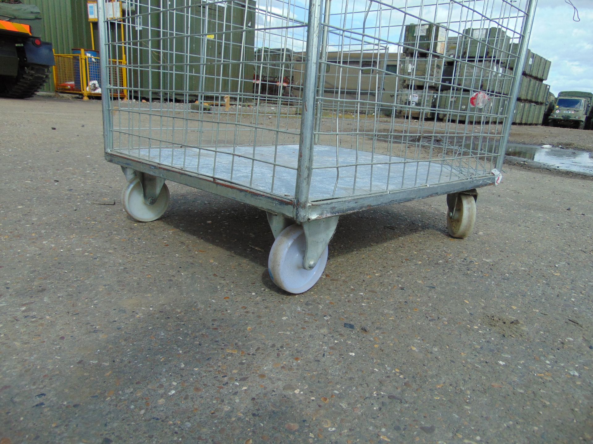 Secure Cage Trolley - Image 4 of 5