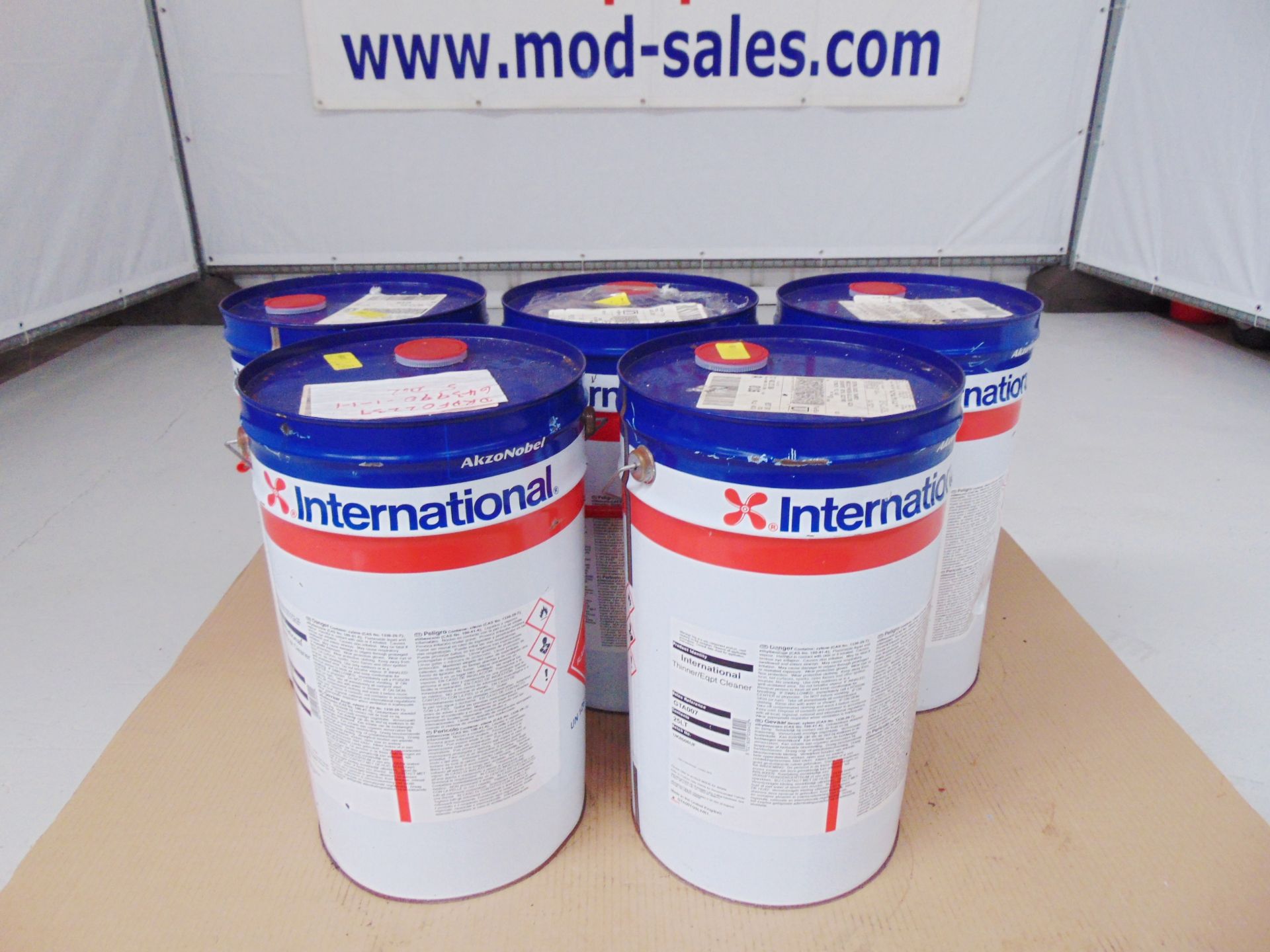 5 x 25L Tin of International Thinners / Equipment Cleaner GTA007