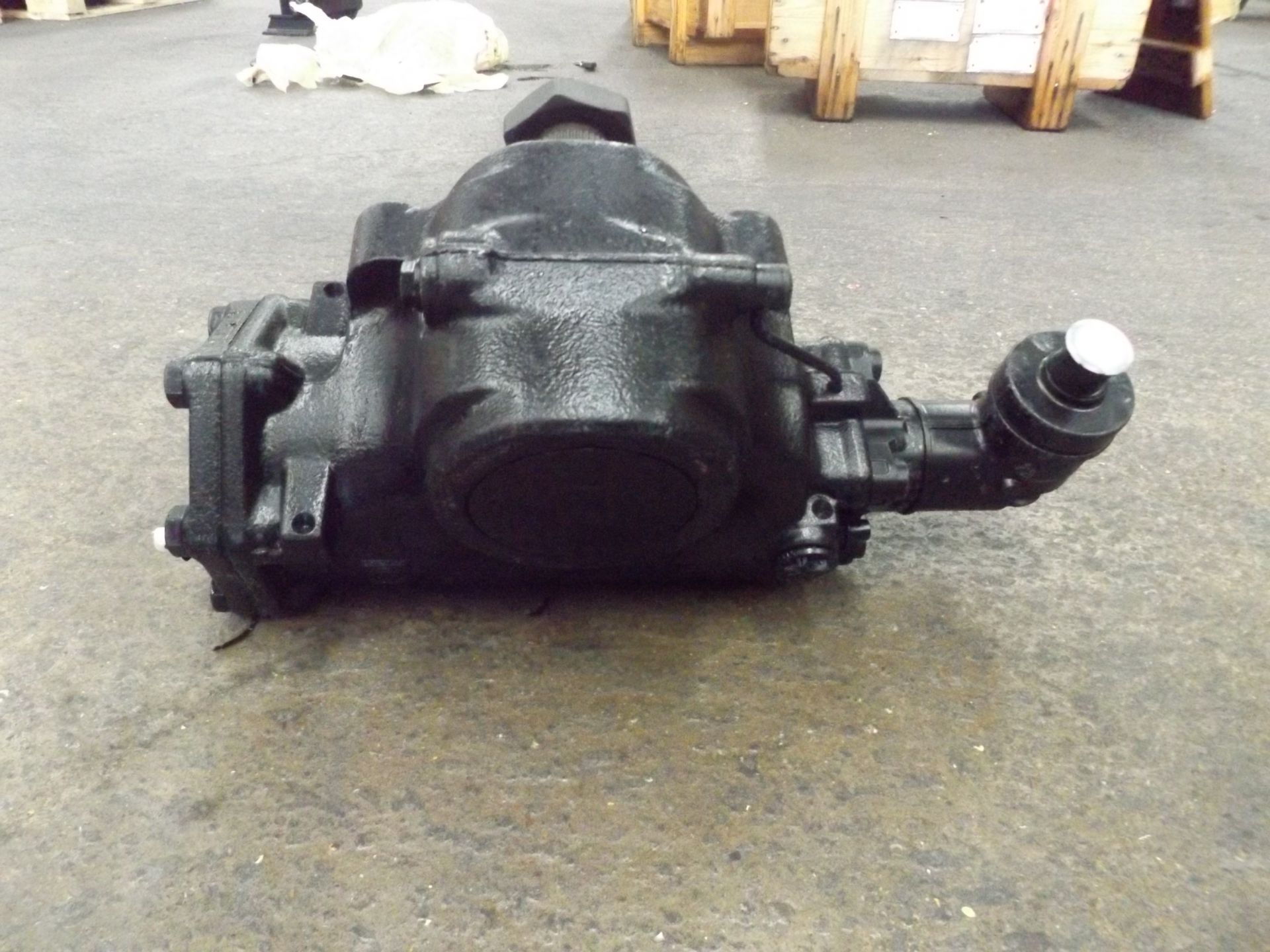 2 x Volvo Steering Gear - Image 2 of 9