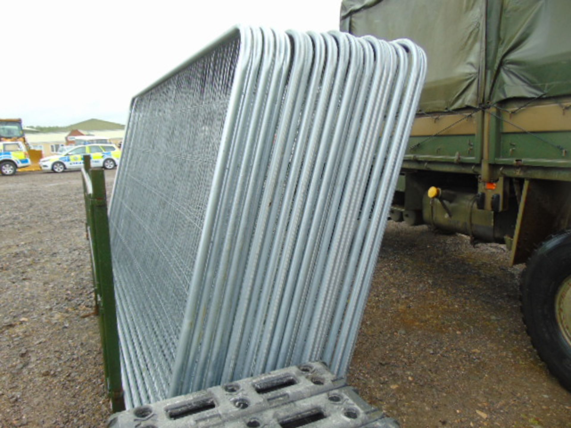 20 x Temporary Heras Security Fence Panels, 20 x Rubber Block Feet and 20 x Anti Tamper Couplers - Image 4 of 7