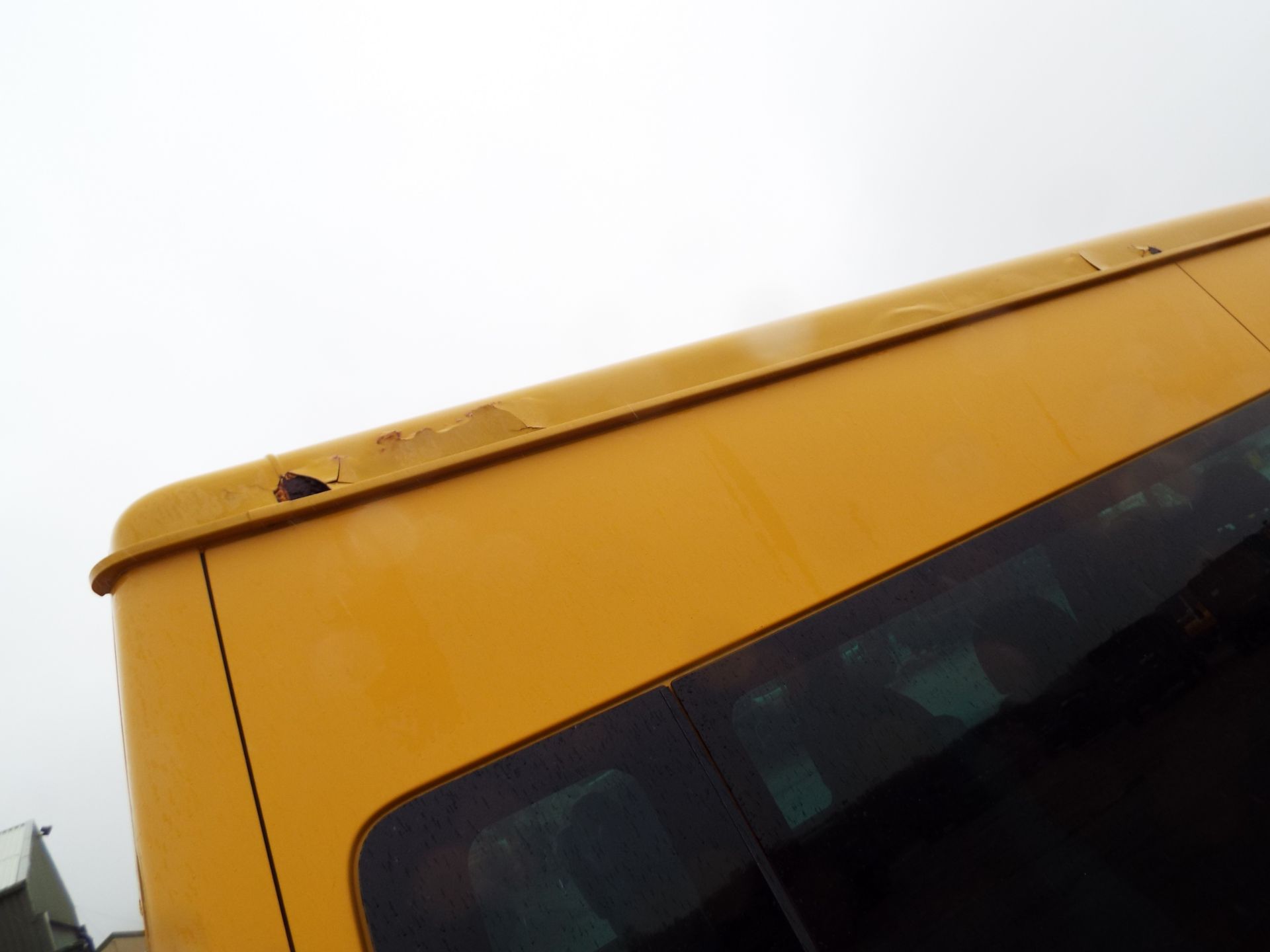 Ford Transit 11 Seat Minibus - Image 19 of 21