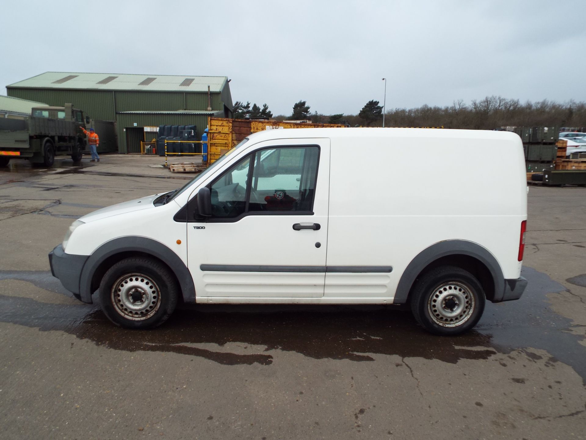 Ford Transit Connect T200 TDDi Panel Van - Image 4 of 17