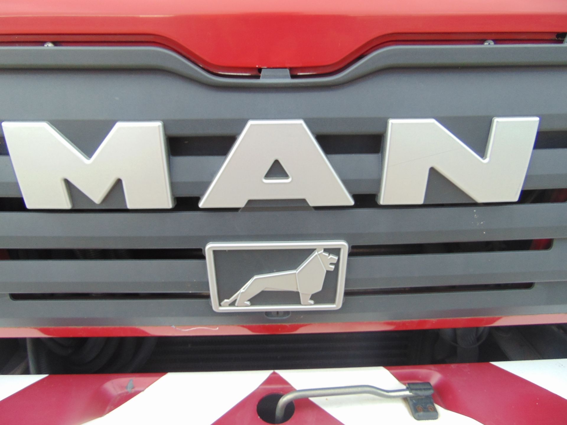 MAN LE 14.280 Fire Engine - Image 33 of 35