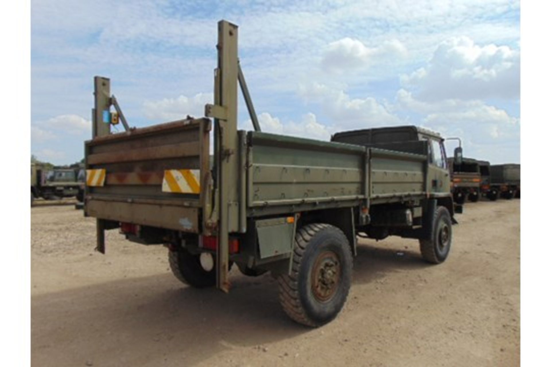 Left Hand Drive Leyland Daf 45/150 4 x 4 with Ratcliff 1000Kg Tail Lift - Image 7 of 15