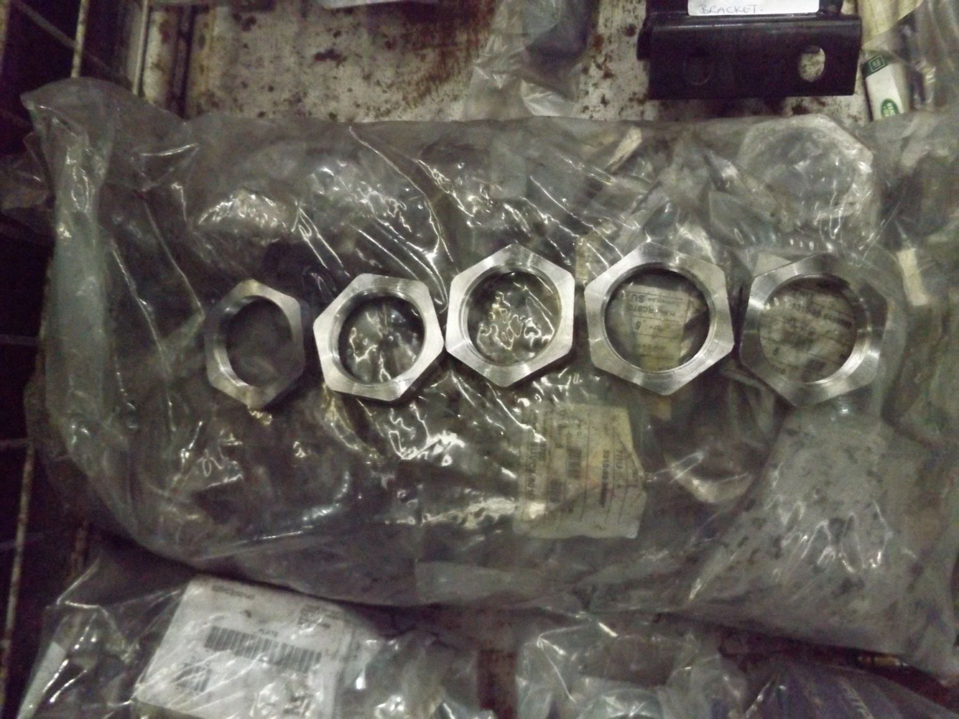 Mixed Stillage of Land Rover Parts - Image 6 of 9
