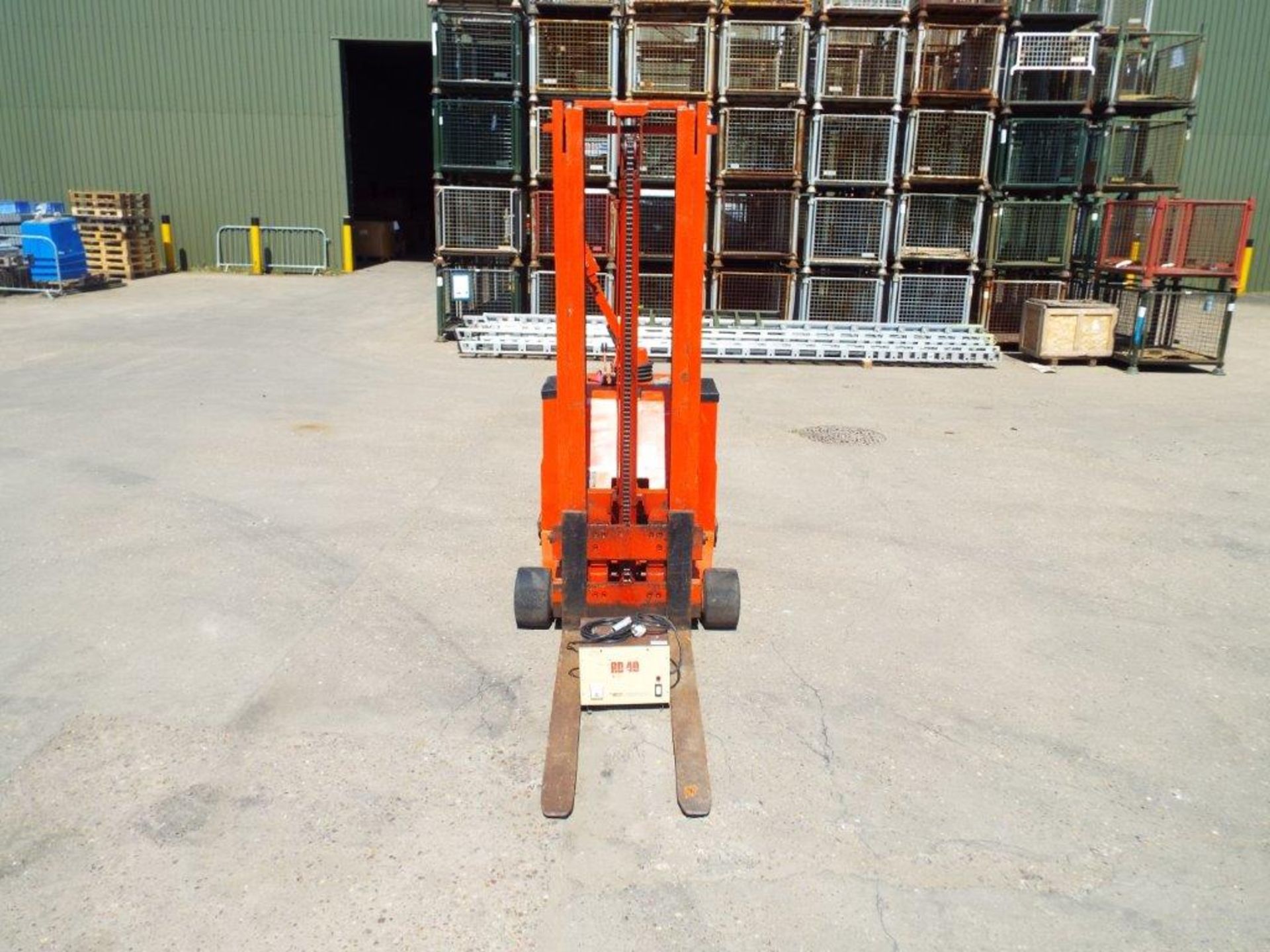 Wilmat PF10 1000Kg 3m Electric Powered Stacking Truck - Image 8 of 21