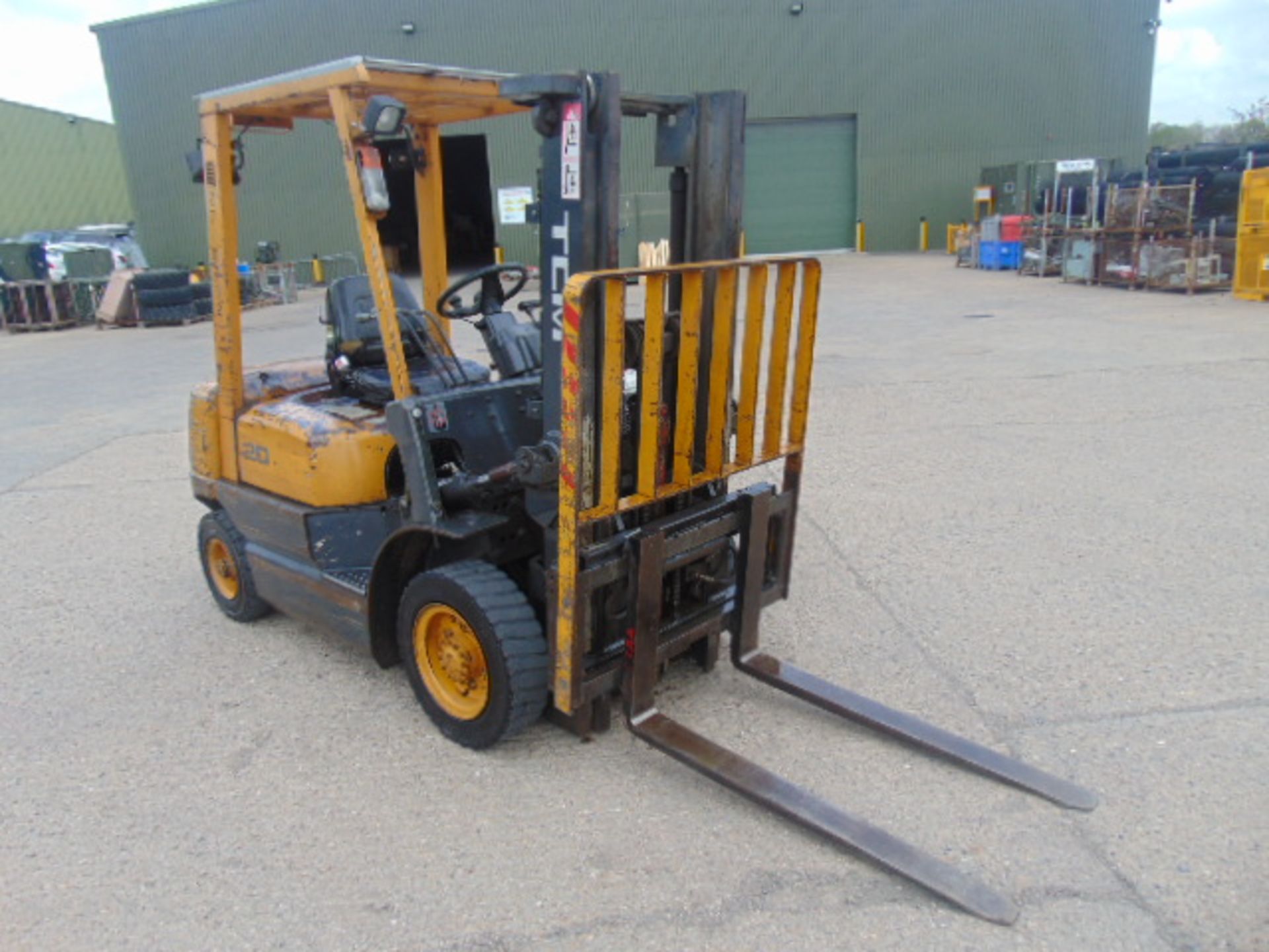 TCM FD20 Z5 T Counter Balance Diesel Container Forklift - Image 2 of 23