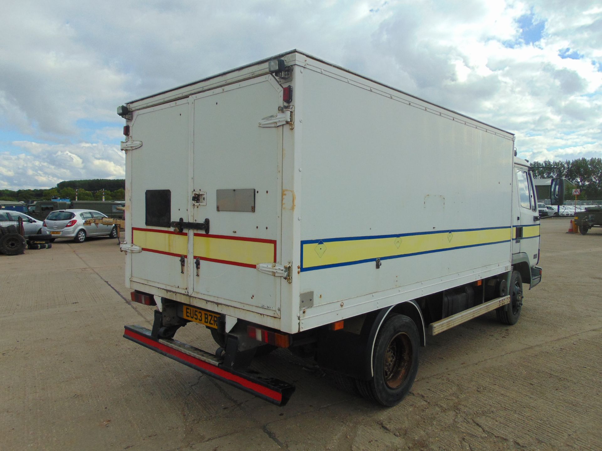 DAF 45 160T Truck with Insulated Body - Image 7 of 22