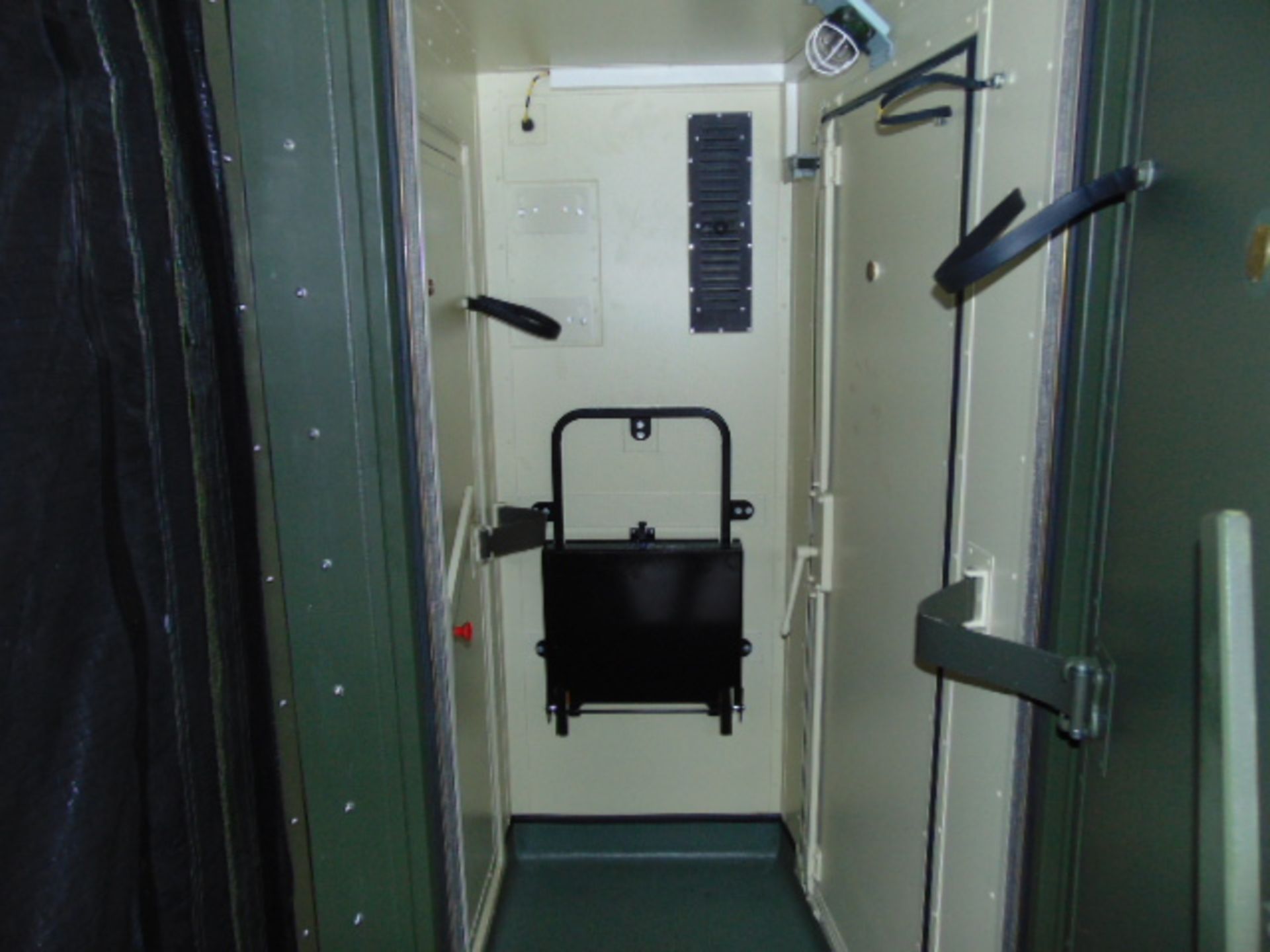Containerised Insys Ltd Integrated Biological Detection/Decontamination System (IBDS) - Image 45 of 66