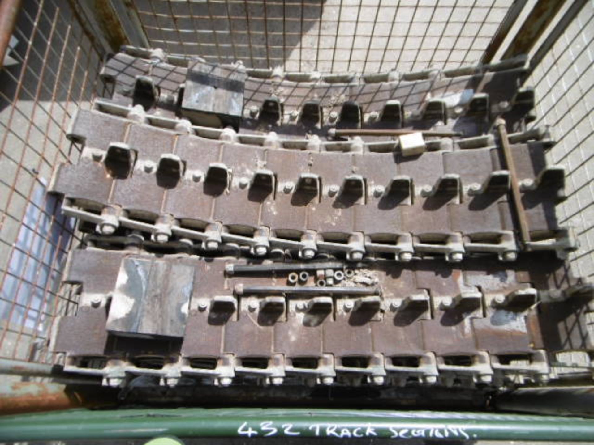 9 x FV432 10 Link Track Sections