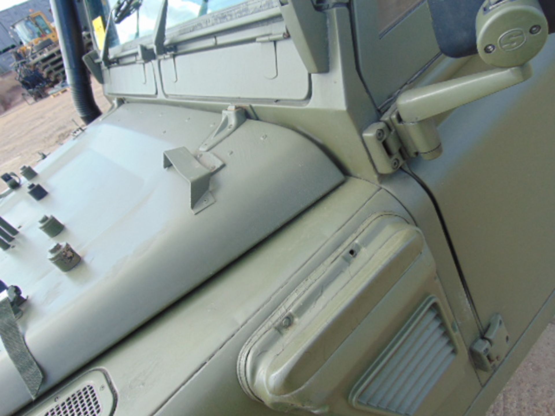 Land Rover Wolf 90 Soft Top - Bild 19 aus 23