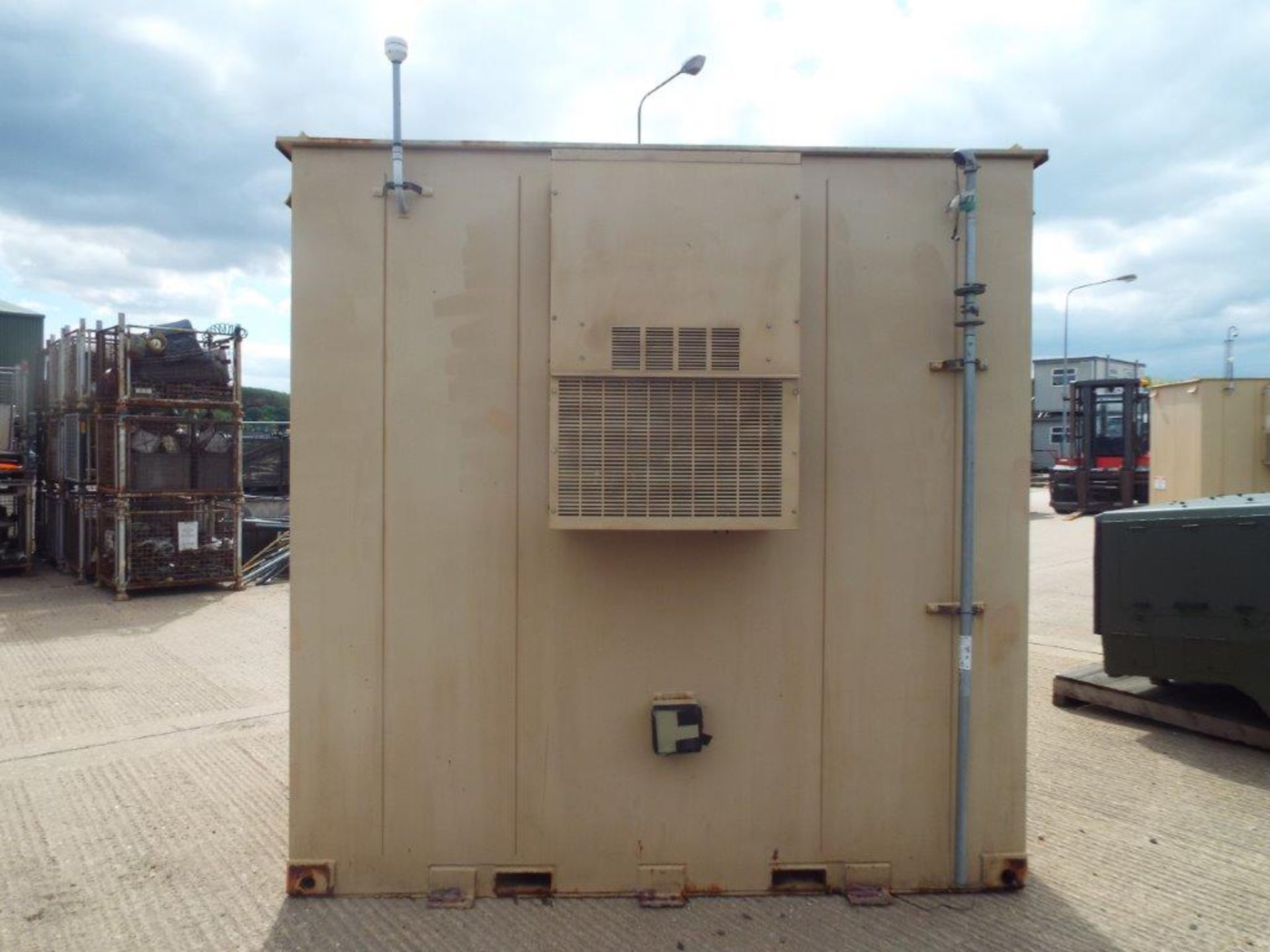 Heavy Duty Steel Portable Storage Unit C/W Twist Locks, Air Con, Electrics, Lights etc - Image 6 of 19