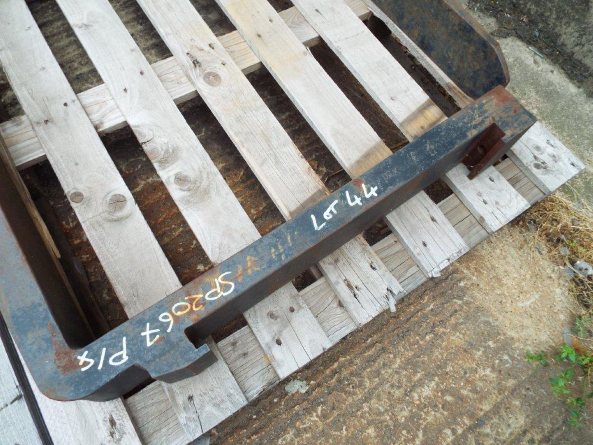 4 x 3' Forklift Tines - Image 4 of 6